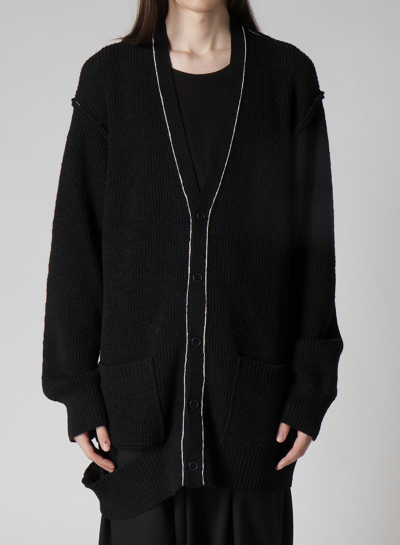 Yohji Yamamoto ブラックローゲージカーディガン HALF CARDIGAN SLIT DETAIL V NECK CARDIGAN(FREE SIZE Black