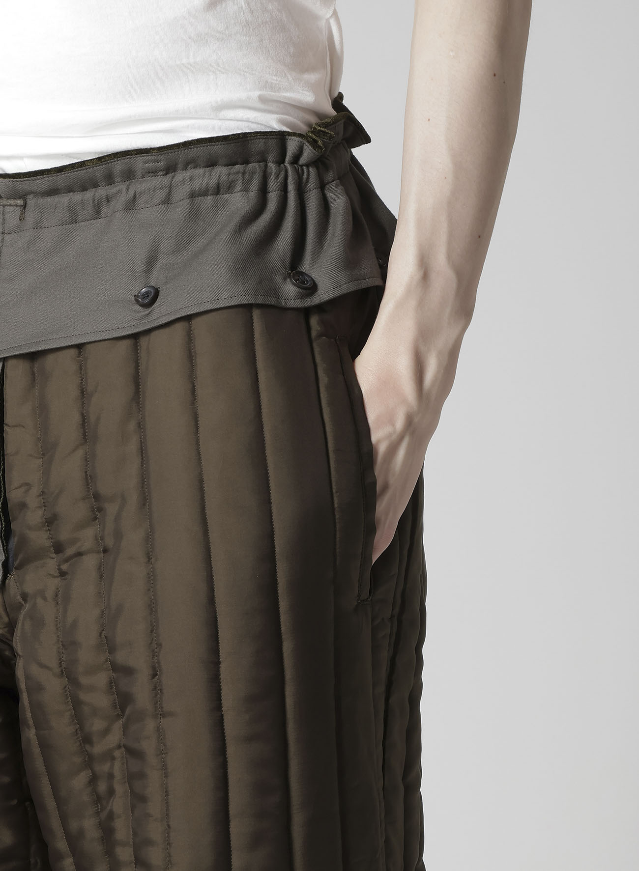試着のみ☆定価3.1万theory×AG☆LEGGINGパンツ □ 公式 □ SAYSKY/セイスカイ ランニングパンツ MMRPA01c704
