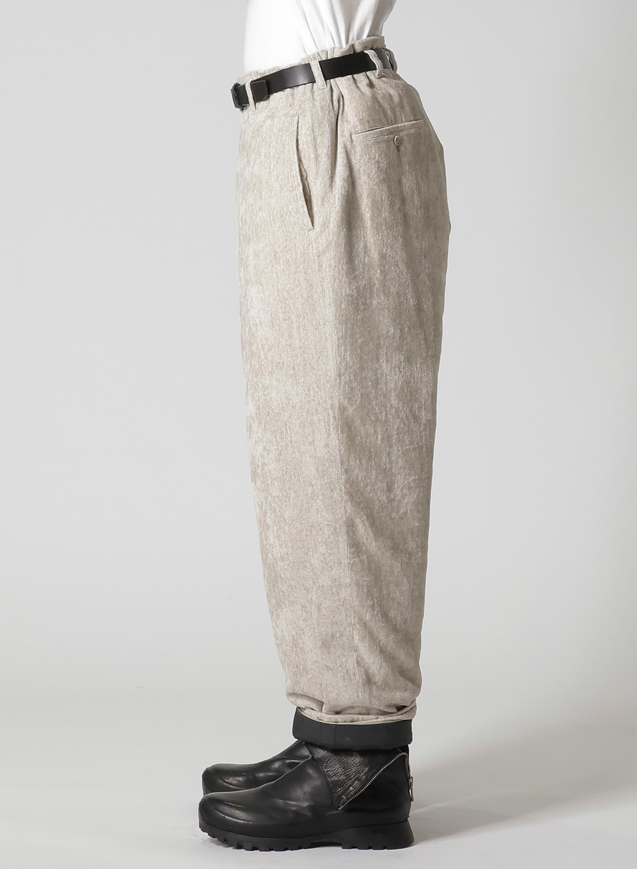 RAW LINEN VELVET ONE SIDE POCKET PANTS WITH LINER