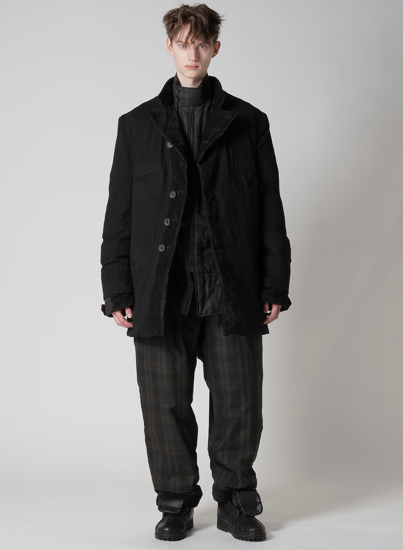LINEN VELVET HORIZONTAL PADDED PANTS