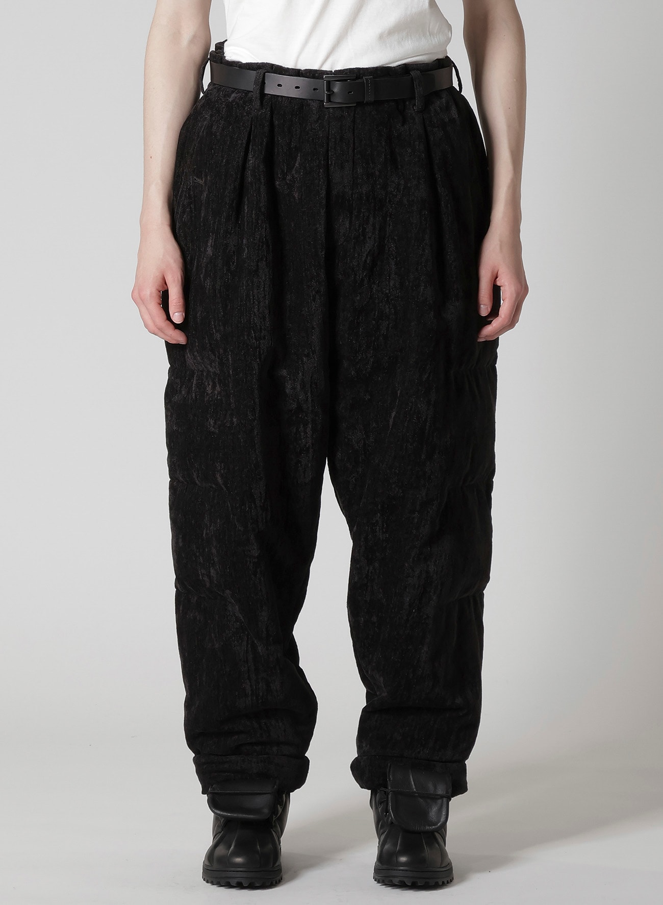 LINEN VELVET HORIZONTAL PADDED PANTS