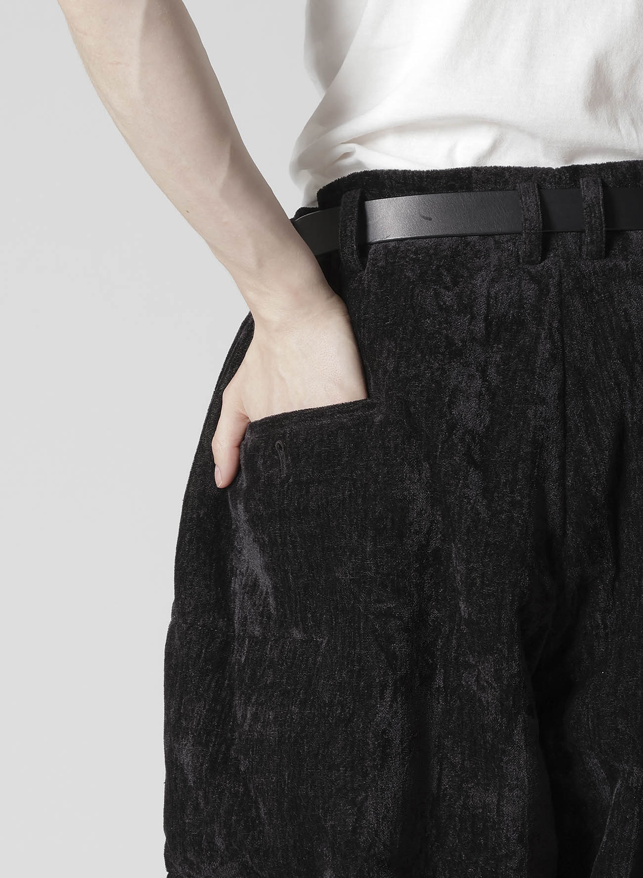 LINEN VELVET HORIZONTAL PADDED PANTS