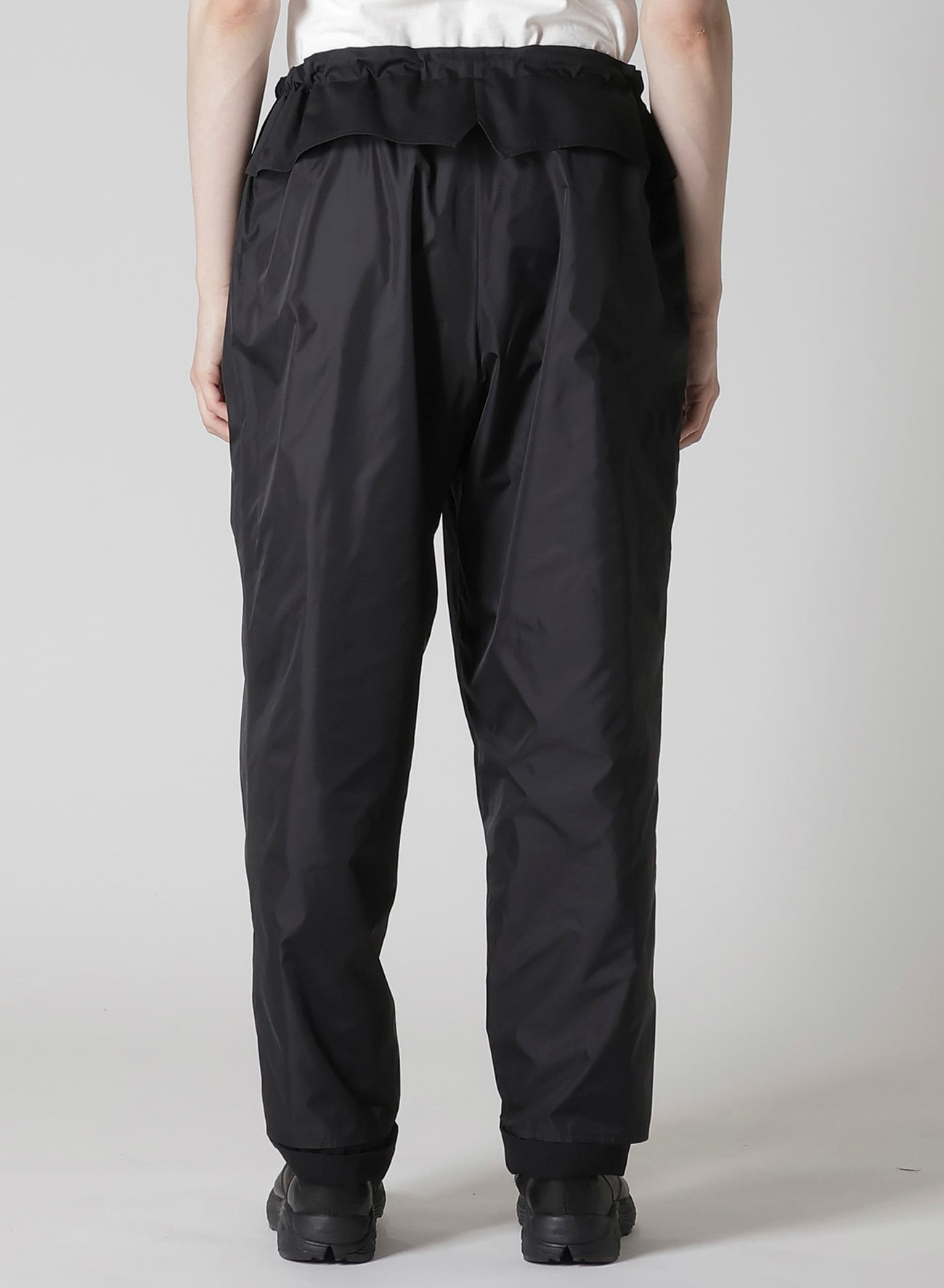 WOOL GABARDINE SIDE PADDED PANTS