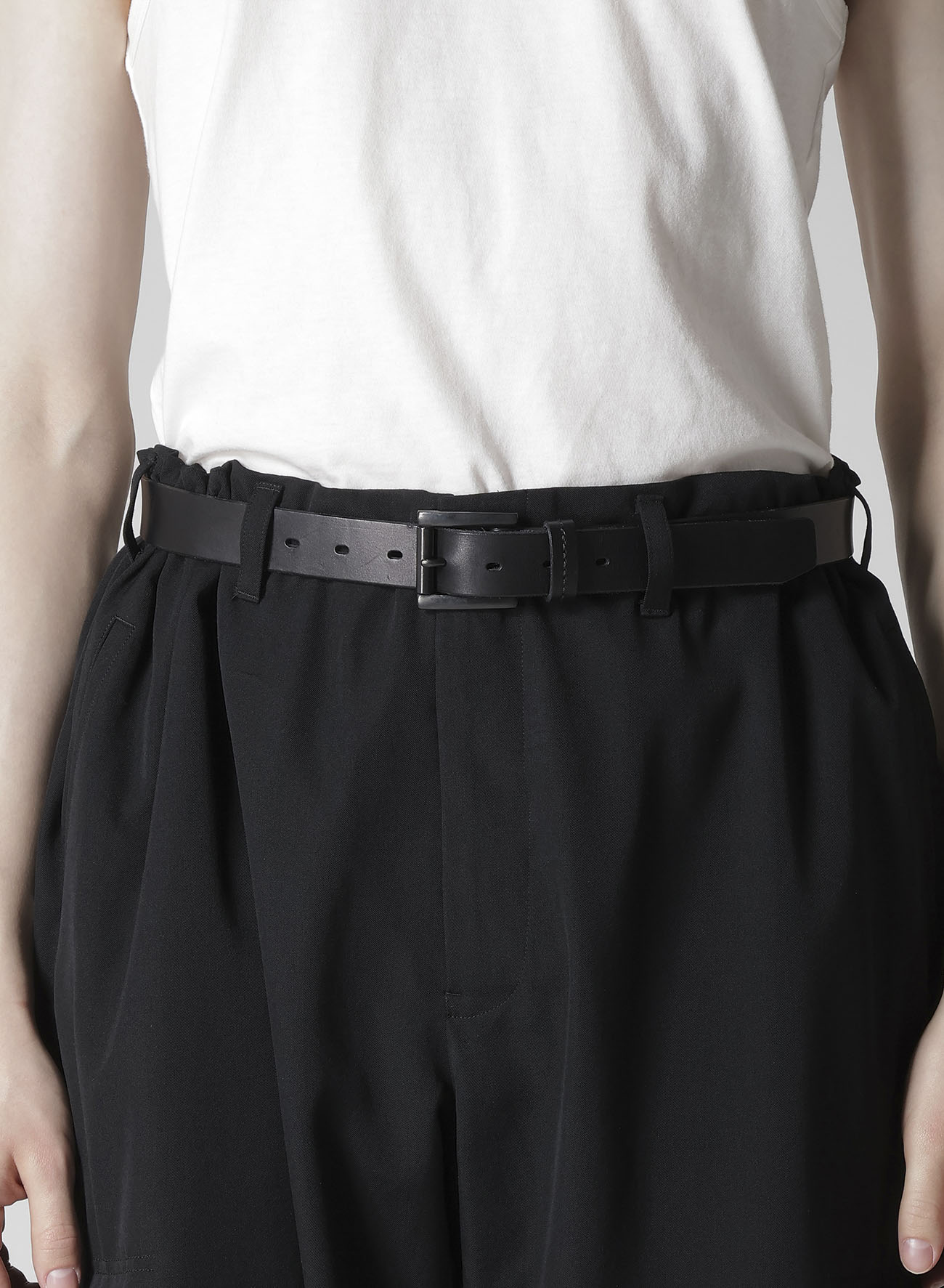 WOOL GABARDINE SIDE PADDED PANTS