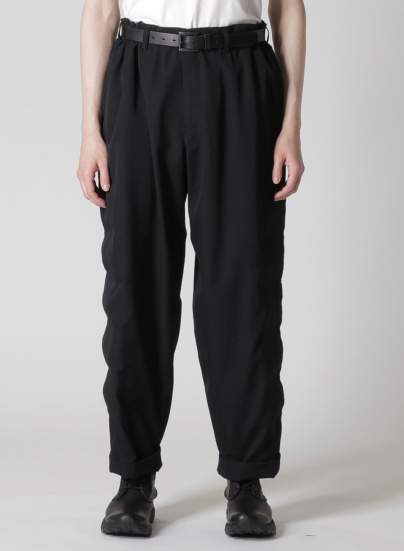WOOL GABARDINE SIDE PADDED PANTS