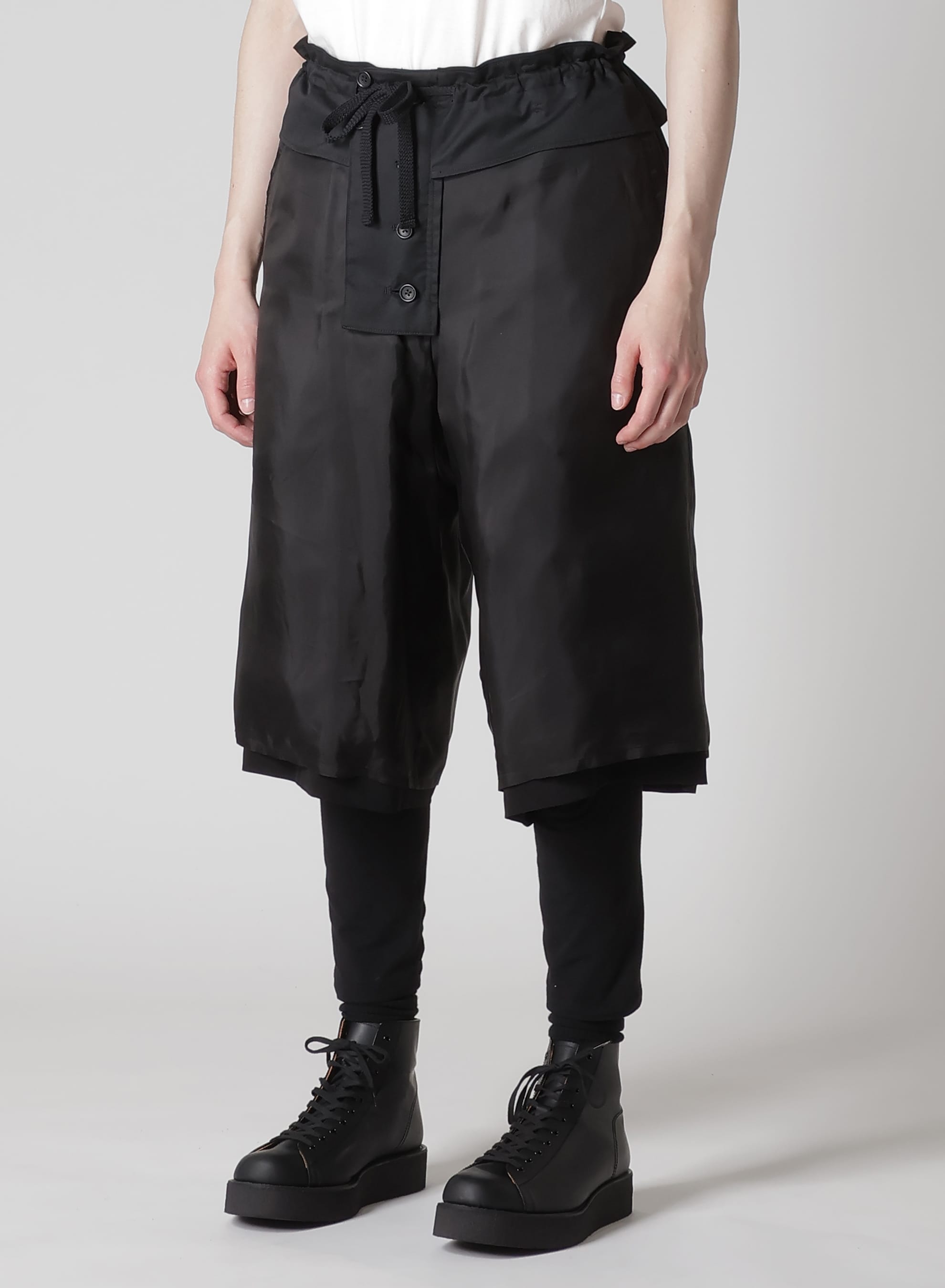 Ta TUXEDO PADDED SHORT PANTS