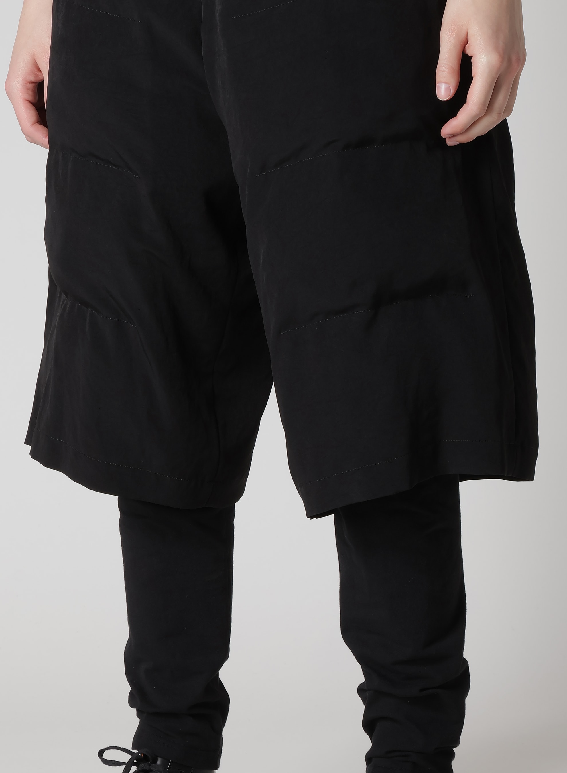 Ta TUXEDO PADDED SHORT PANTS