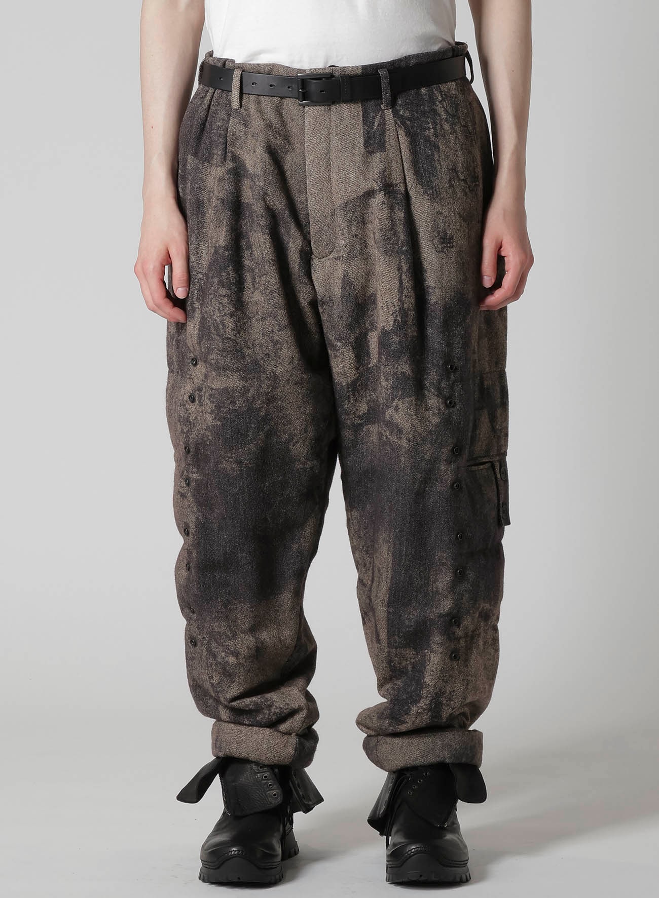 COLLAGE PRINTED HERRINGBONE PANTS