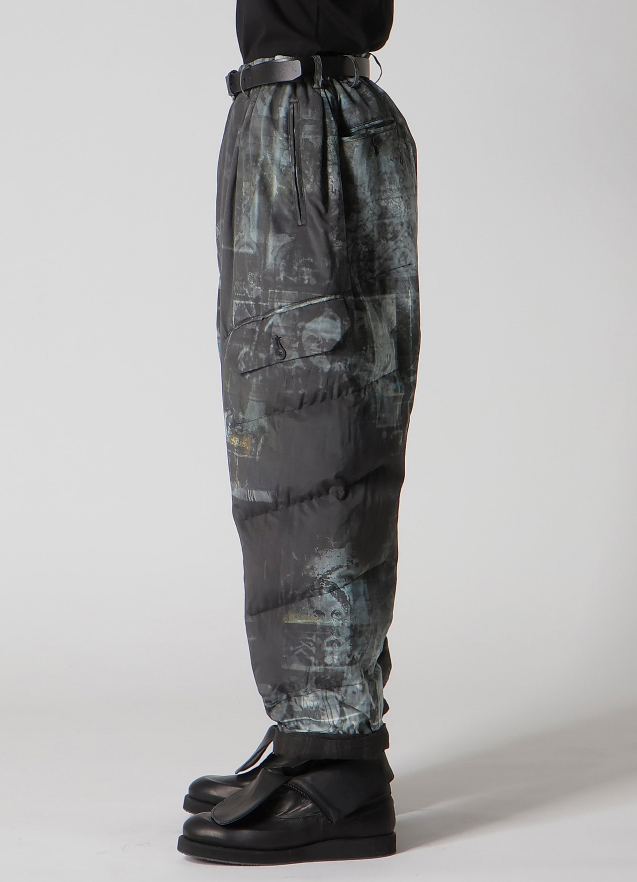 DIAGONAL FPADDED PRINTED PANTS