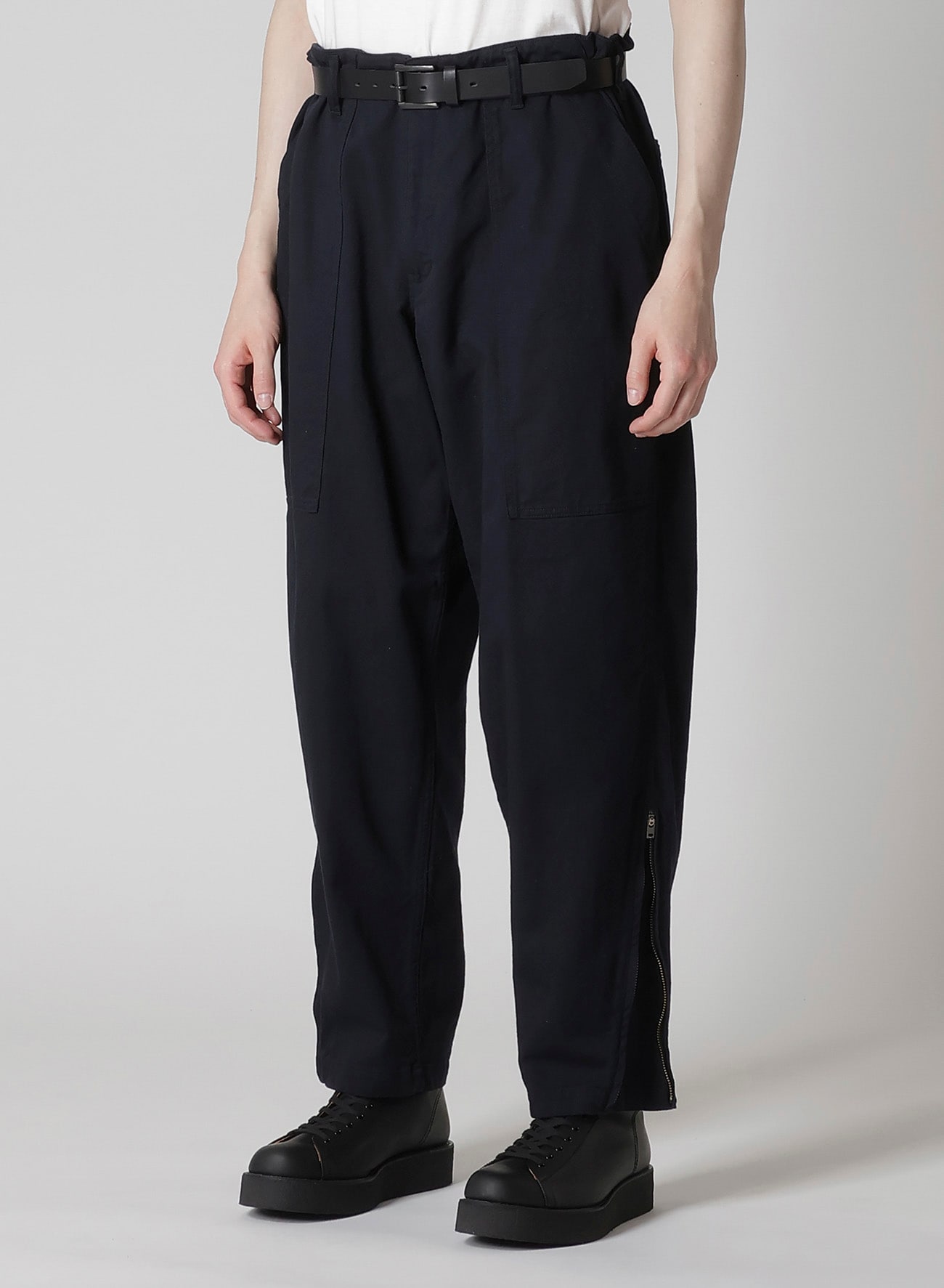 BLACK SCANDAL KATSURAGI HEM ZIP PAINTER PANTS