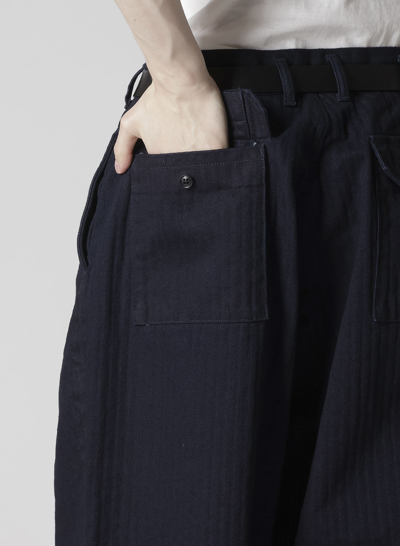 BLACK SCANDAL HERRINGBONE DENIM SIDE TAPE DETAIL PANTS