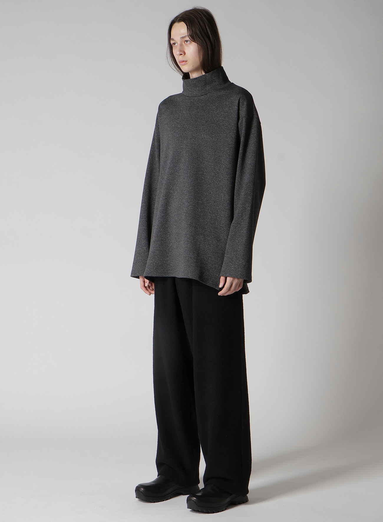 COTTON WOOL TWILL JERSEY SIDE SLIT PADDED HIGH NECK PO