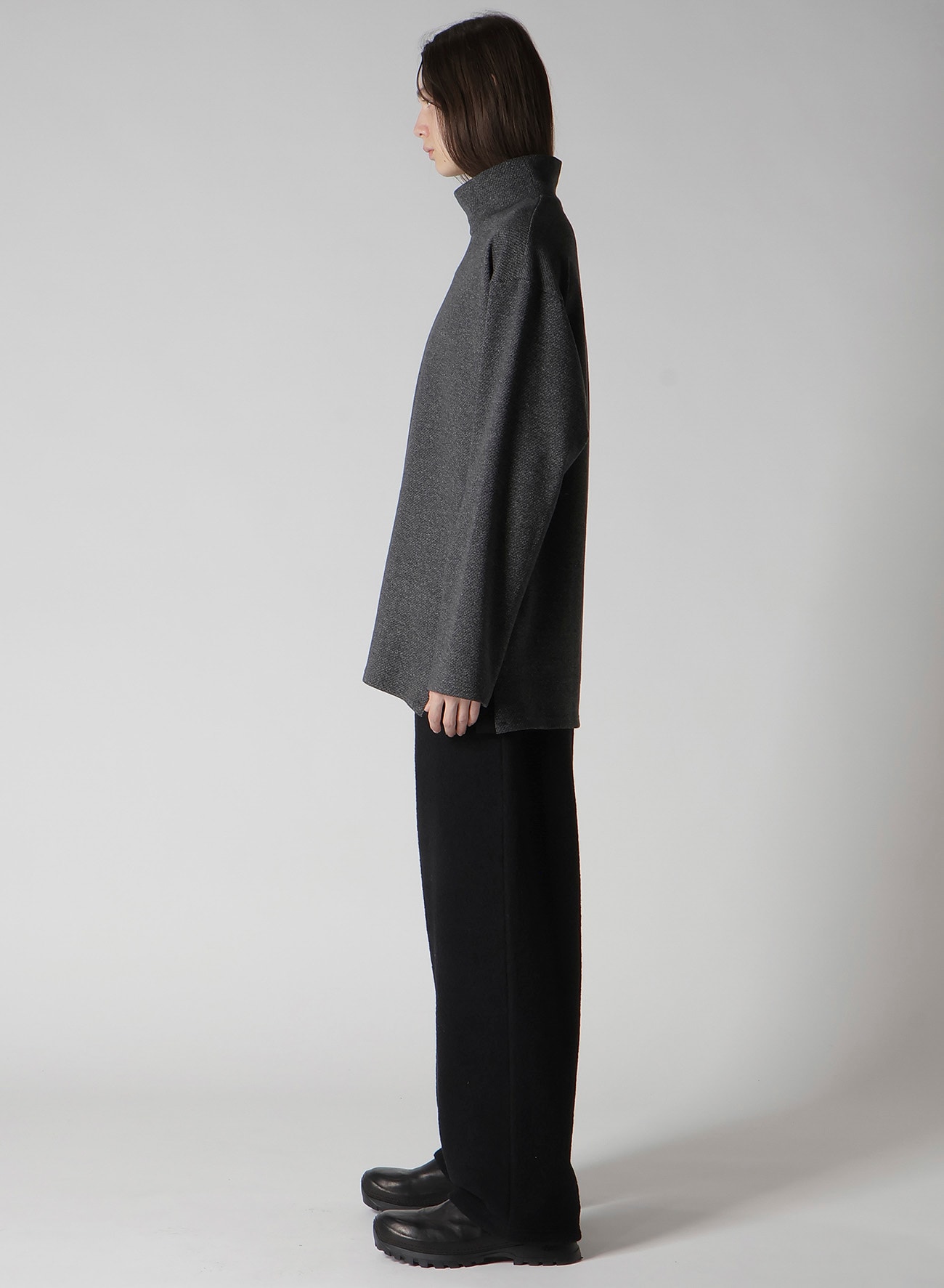 COTTON WOOL TWILL JERSEY SIDE SLIT PADDED HIGH NECK PO