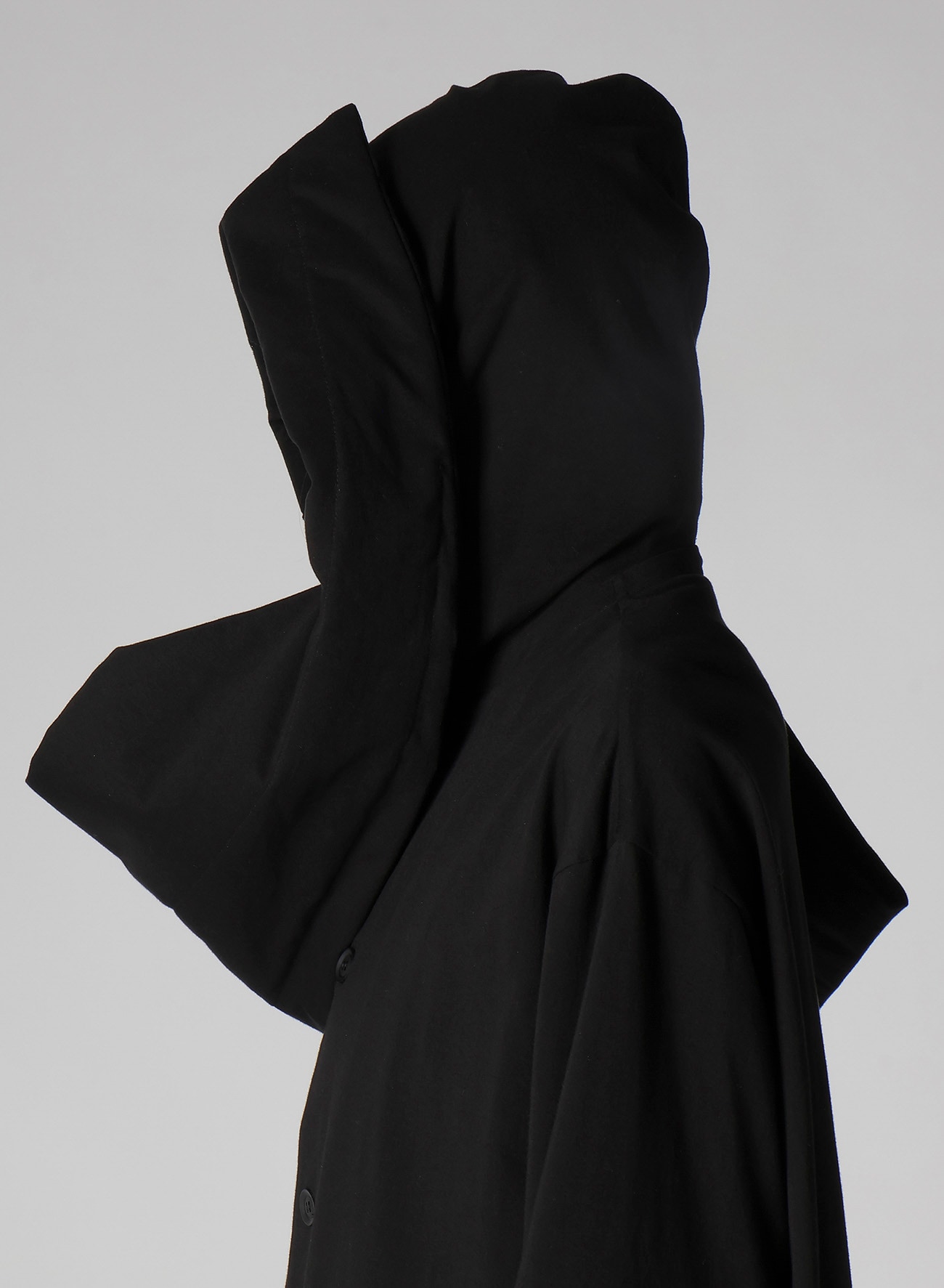 30/-HIGH D COTTON JERSEY PADDED LONG COAT