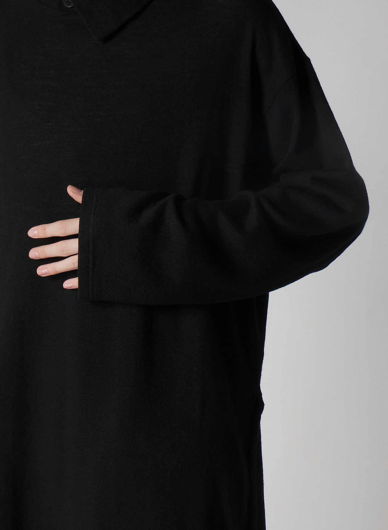 MILLING WOOL SIDE SLIT HIGH NECK LONG SLV T