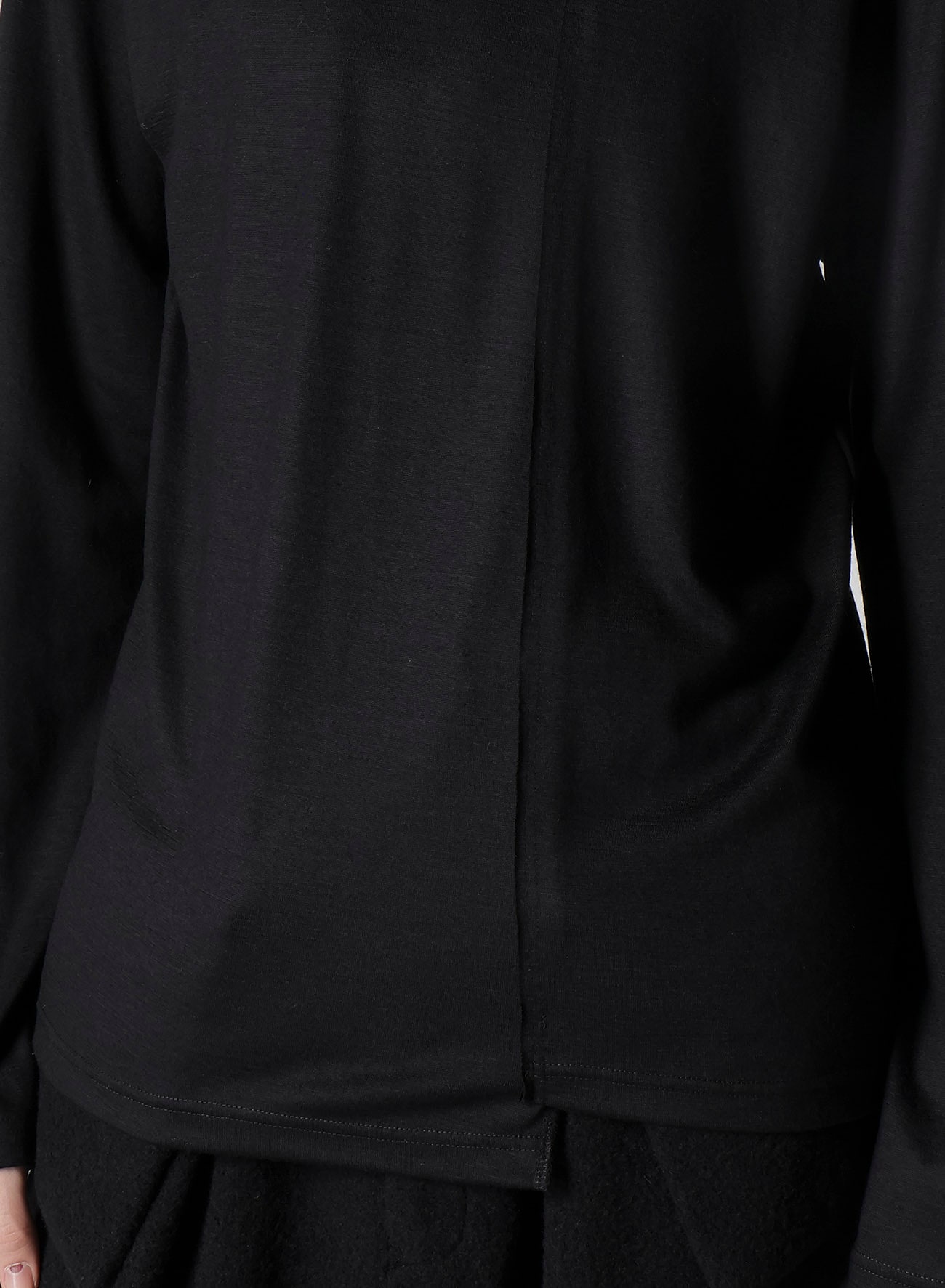 WOOL SINGLE JERSEY PANELED ROUND NECK LONG SLV T