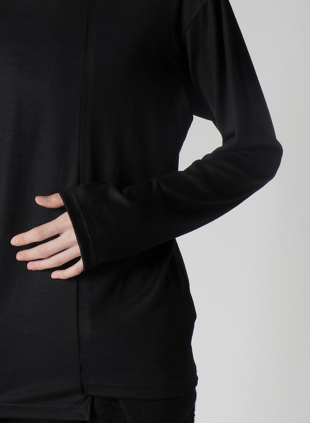 WOOL SINGLE JERSEY PANELED ROUND NECK LONG SLV T
