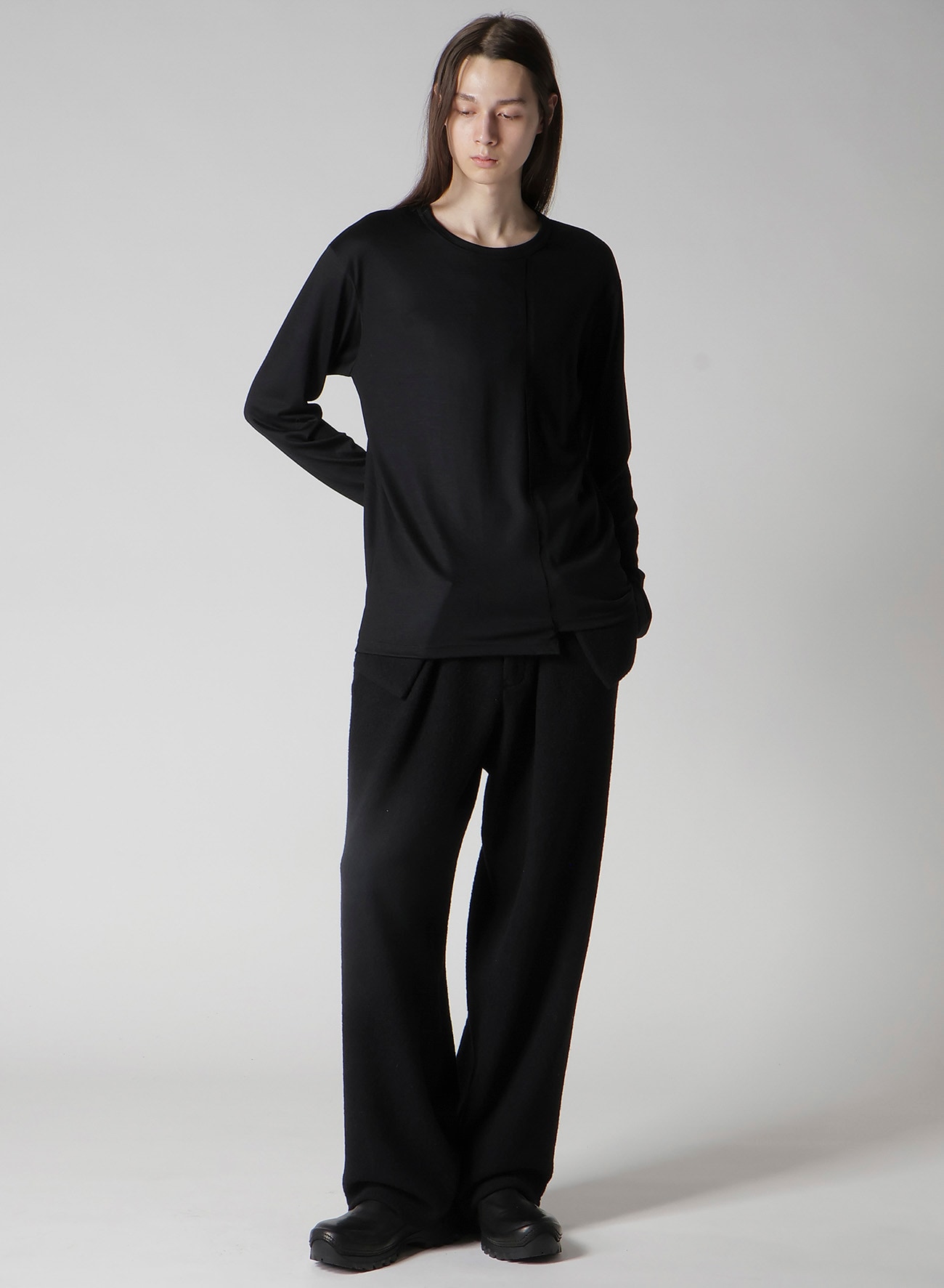 WOOL SINGLE JERSEY PANELED ROUND NECK LONG SLV T