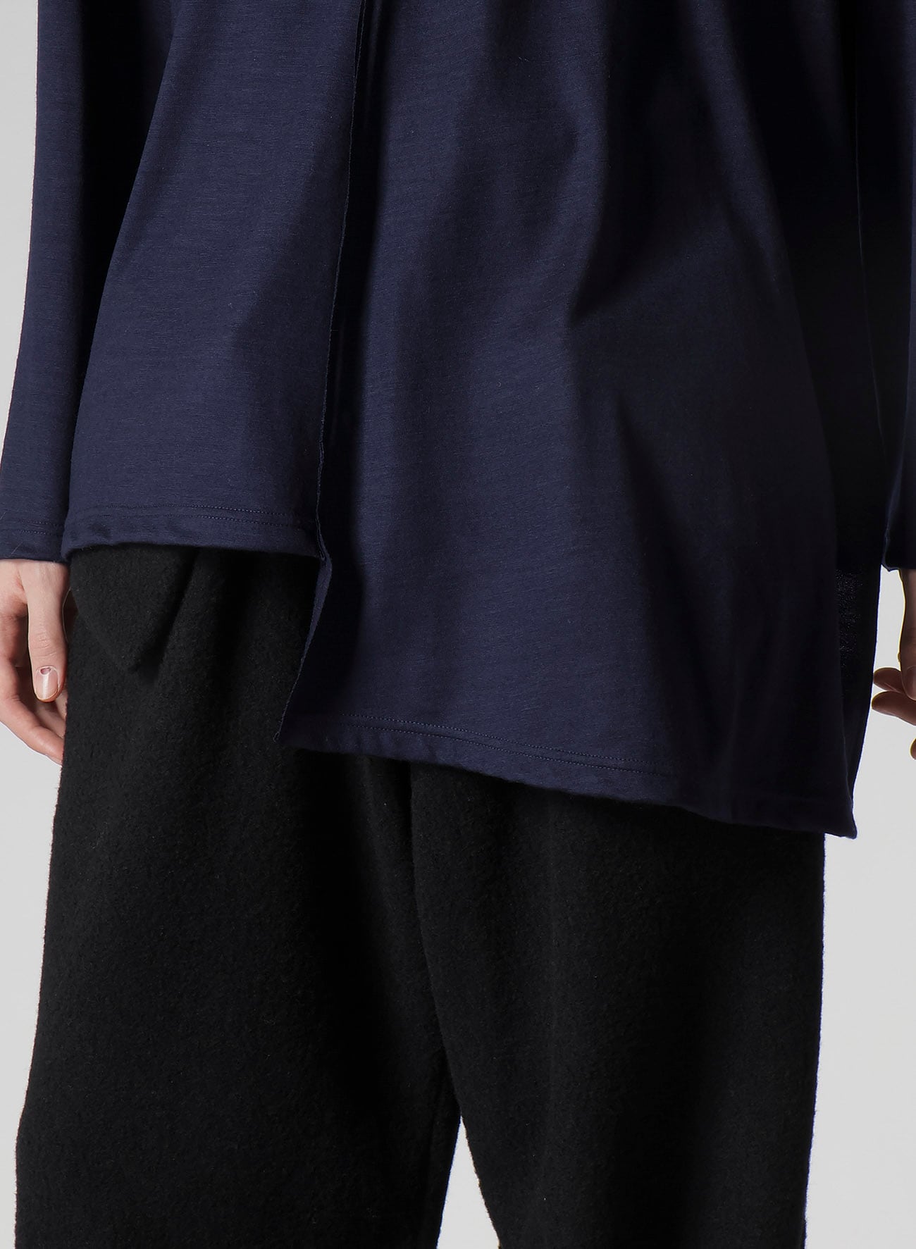 WOOL SINGLE JERSEY PANELED TURTLE NECK PO