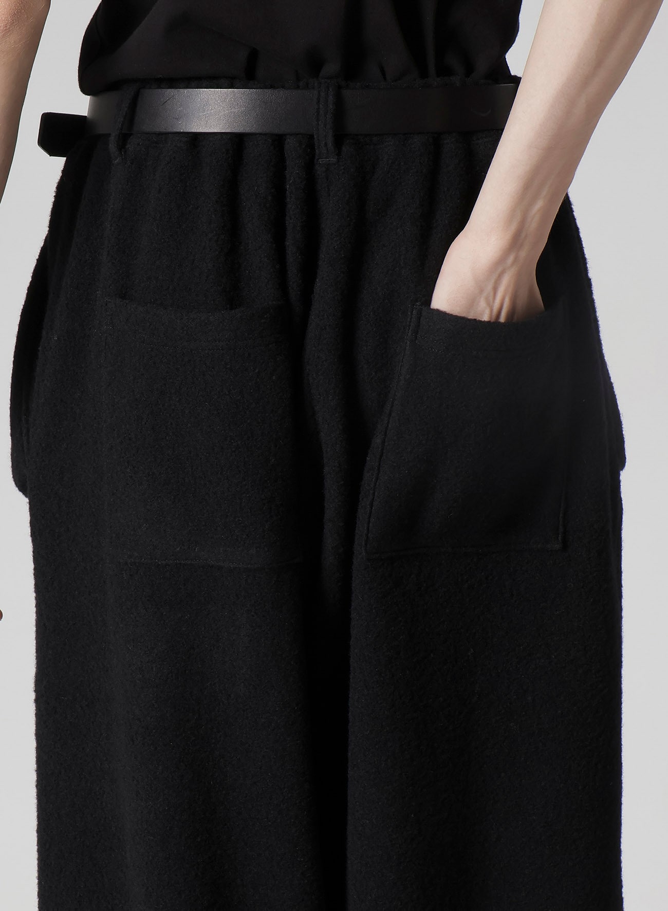 BOUCLE SINGLE JERSEY PADDED POCKET PANTS