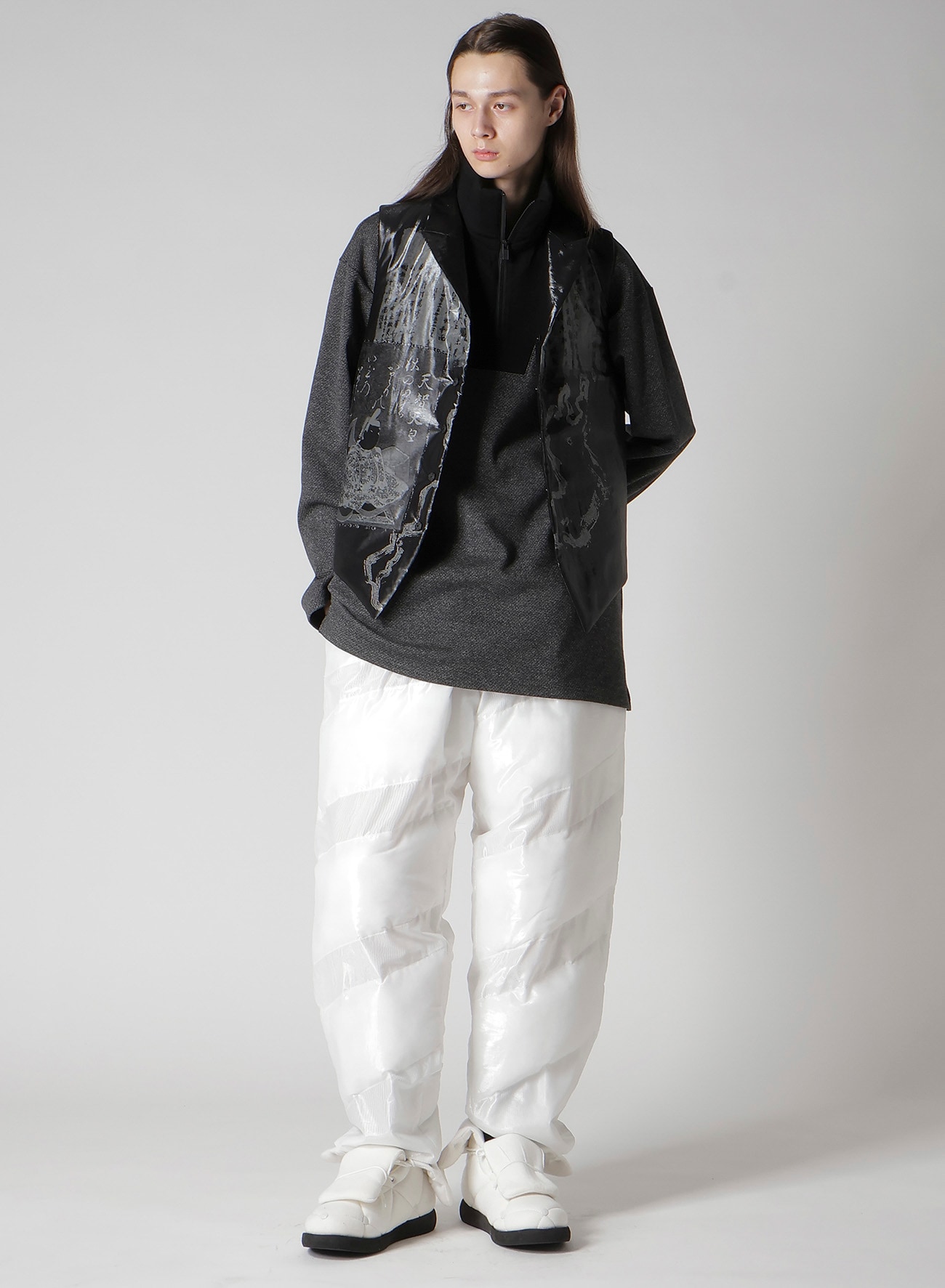 BIWA LAKE PRINTED TRANSPARENT VEST