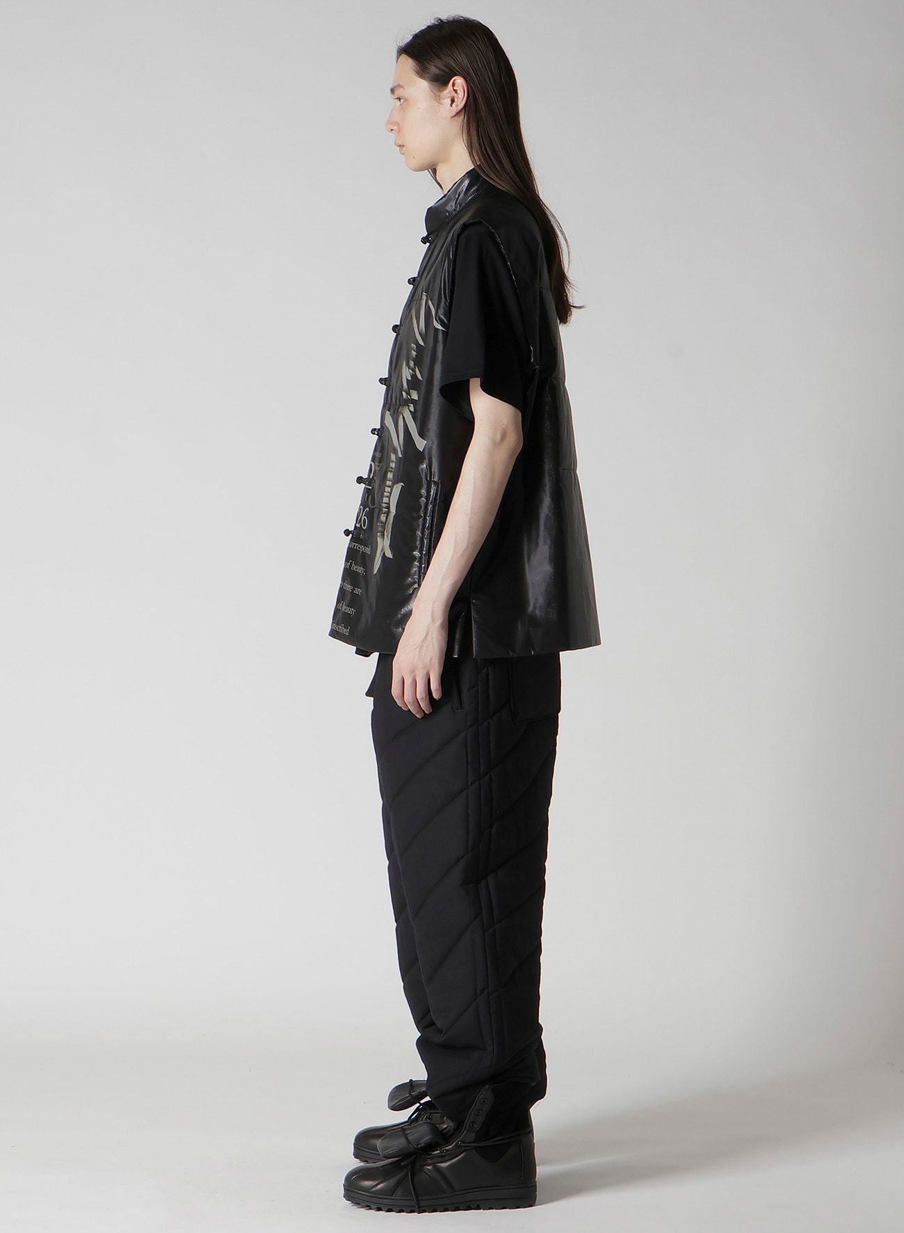 PAPER LOGO PRINTED CHINESE COLLAR VEST