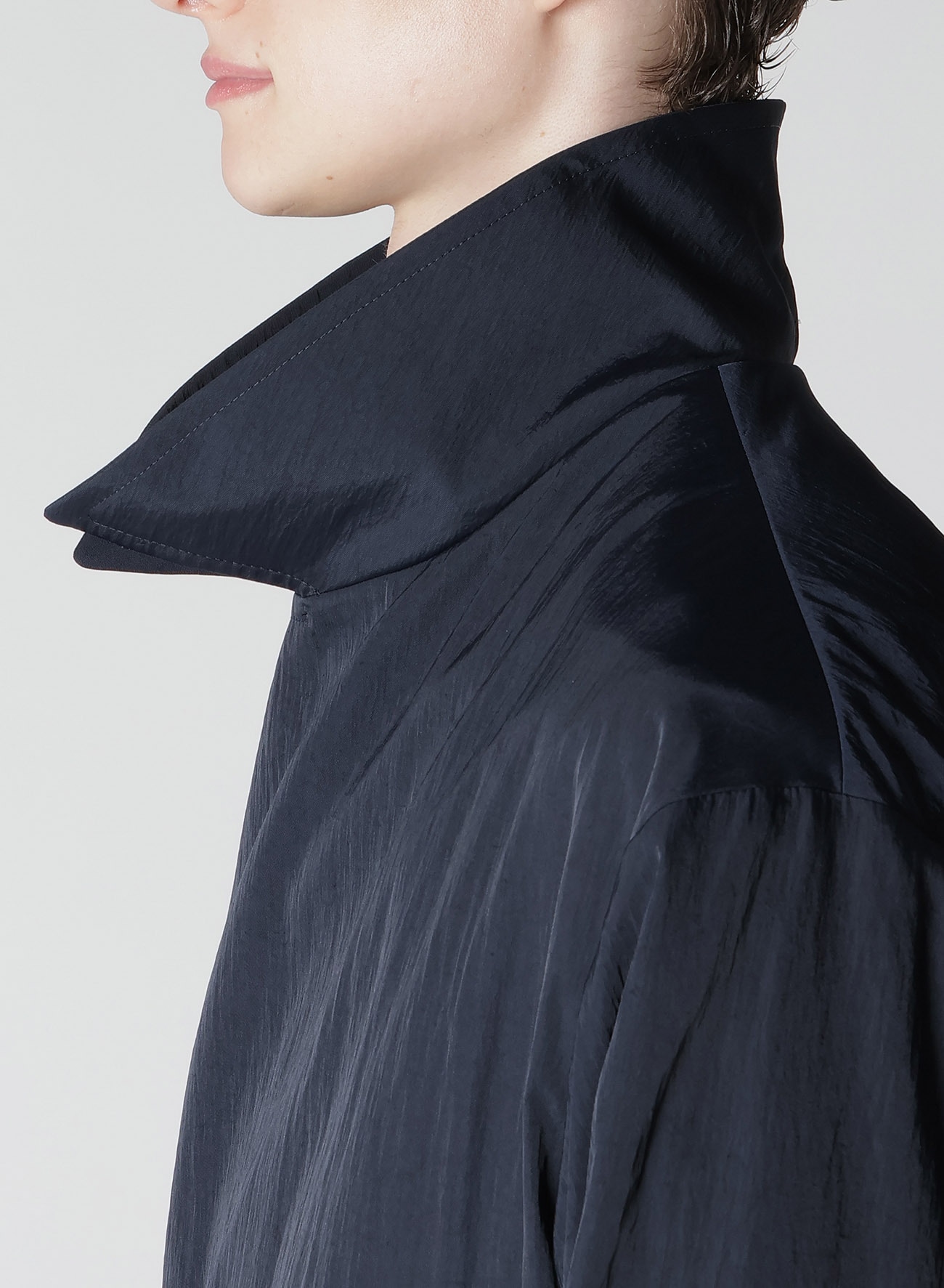 NYLON TWILL NAVY ASYMMETRY COAT