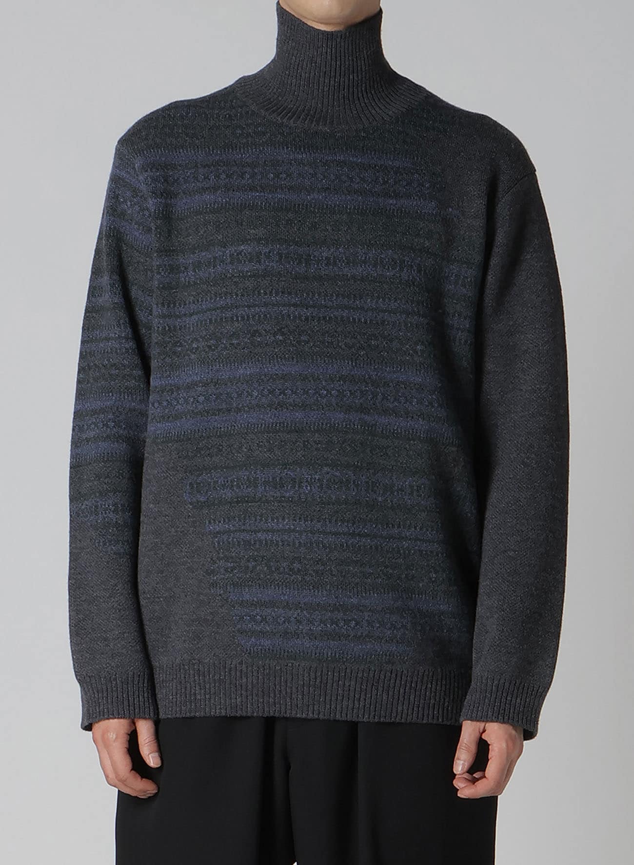 WORMHOLE HIGH NECK KNIT