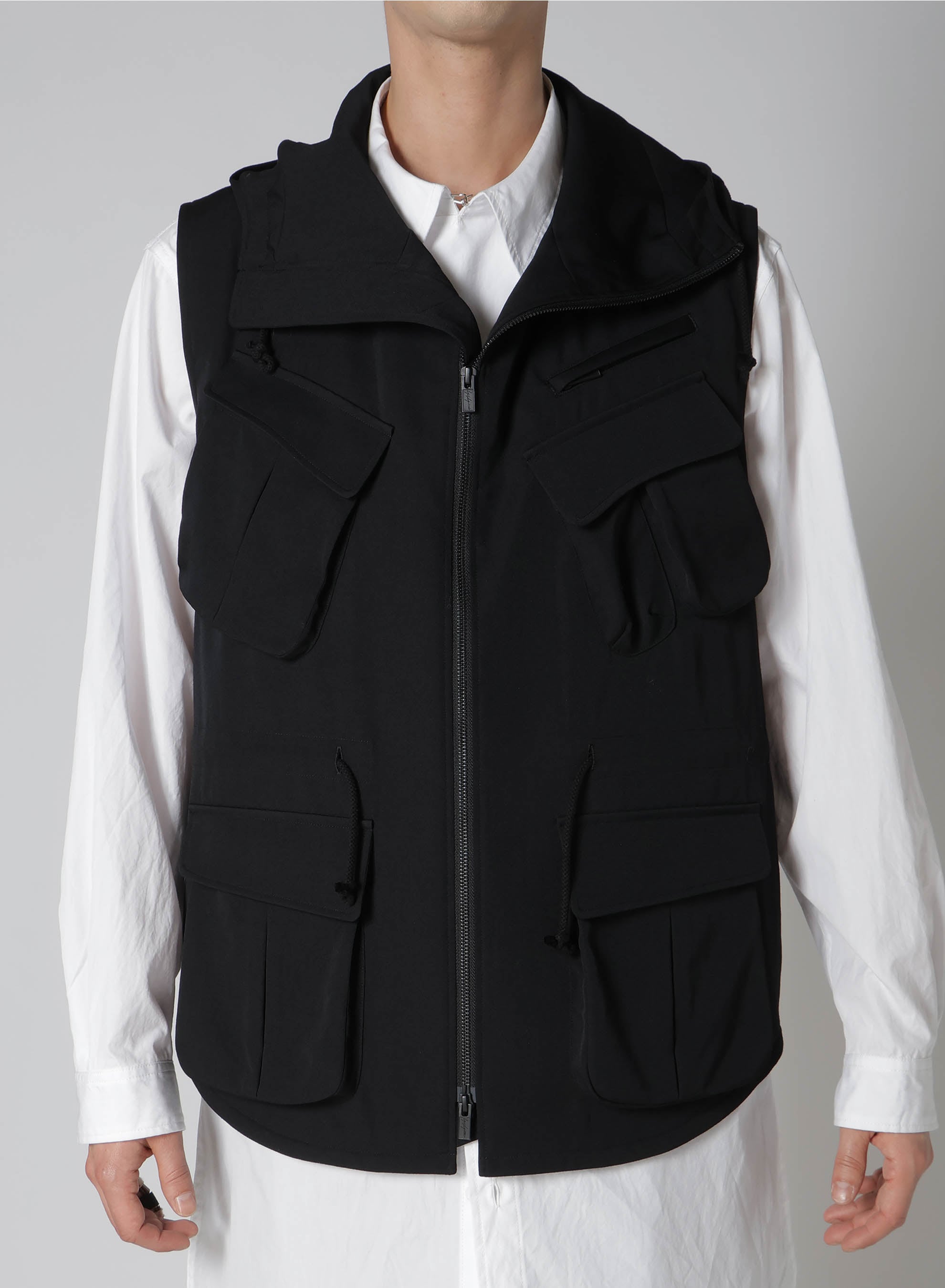 WOOL GABARDINE HOODED VEST