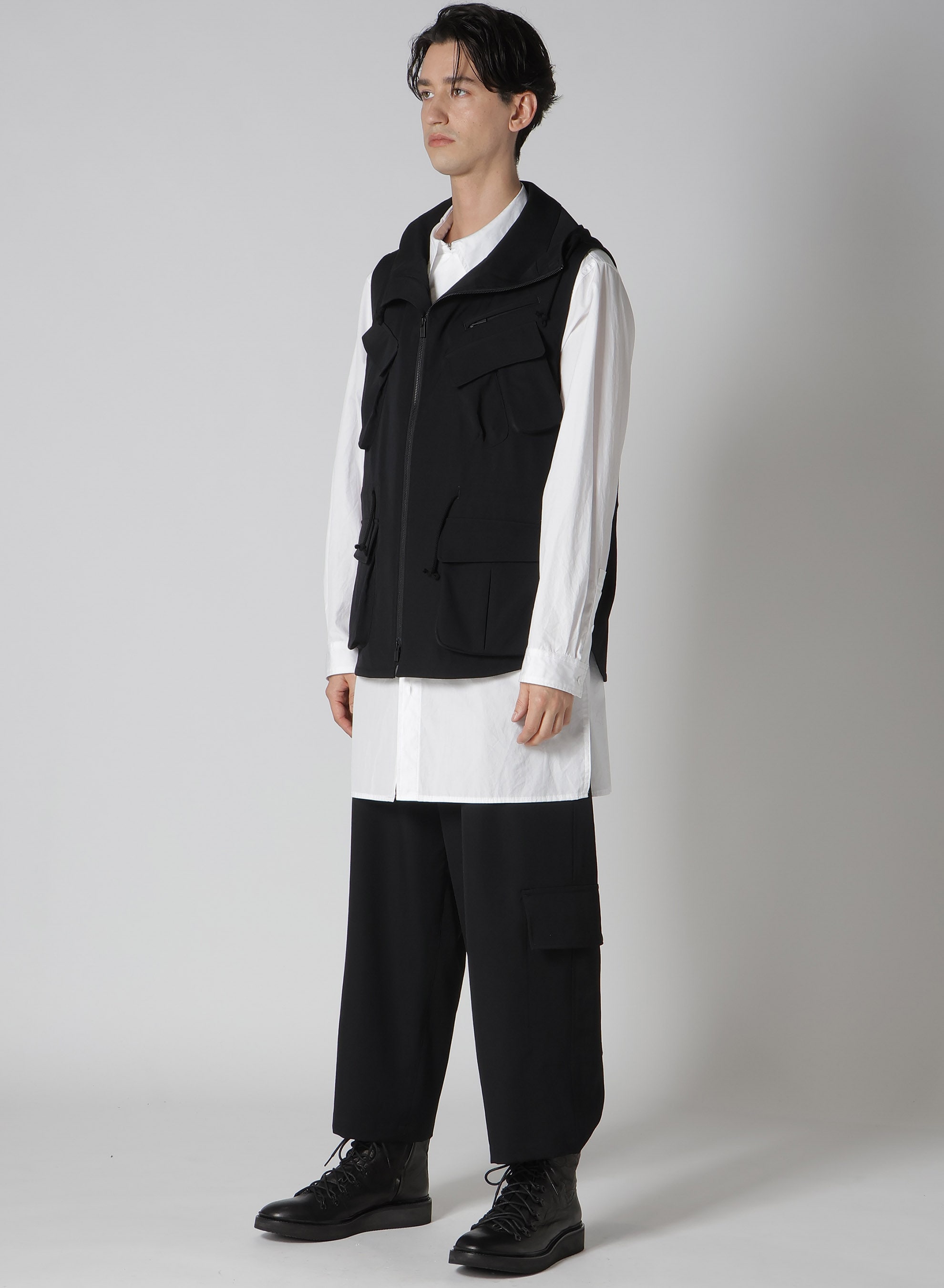 WOOL GABARDINE HOODED VEST