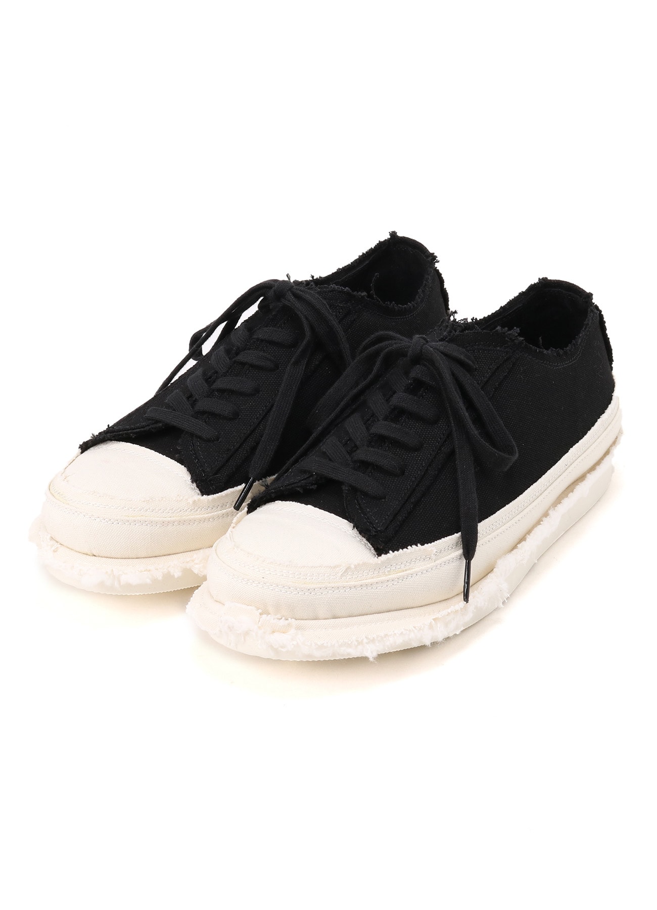 8/C CANVAS B LOW TOP LACE UP SNEAKER