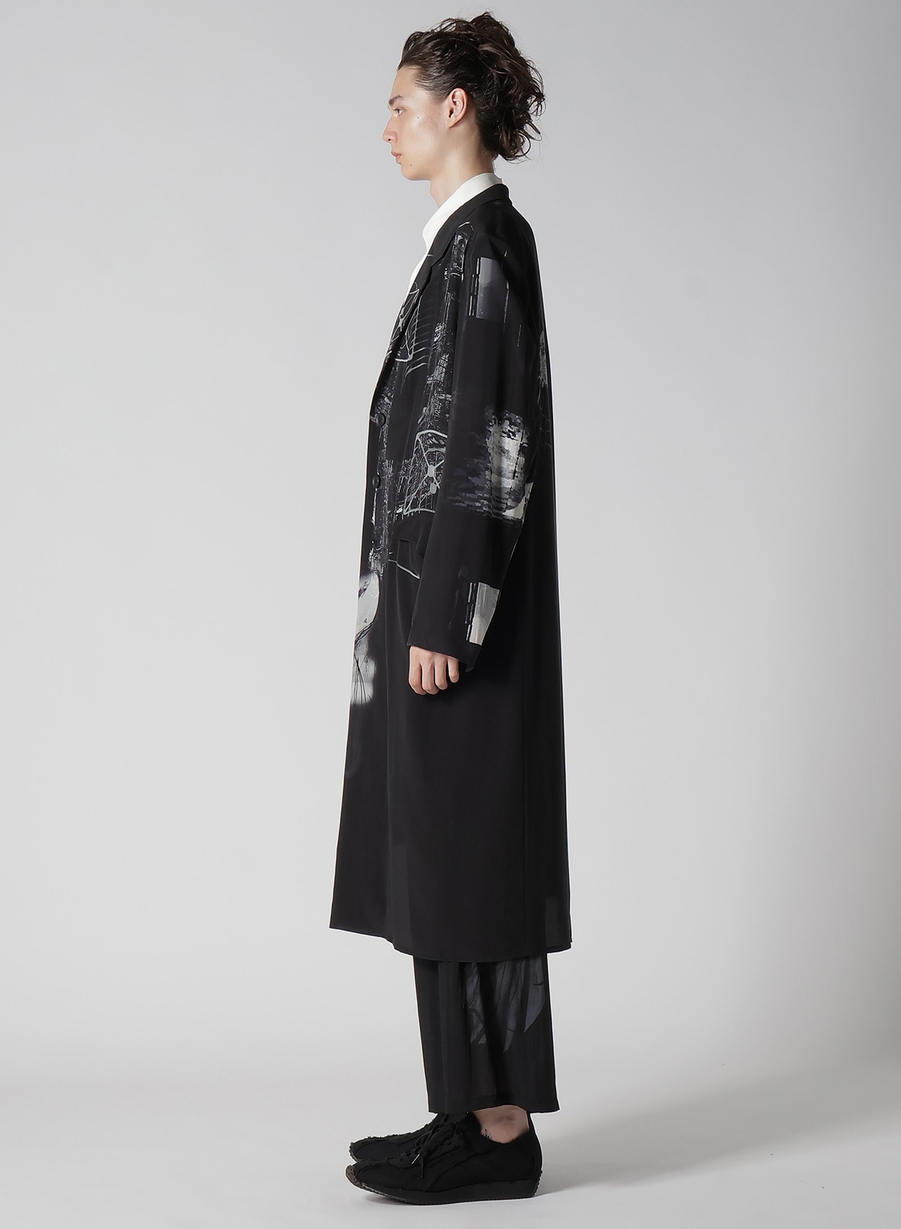 PORTRAIT PRINT ASYMMETRY JACKET