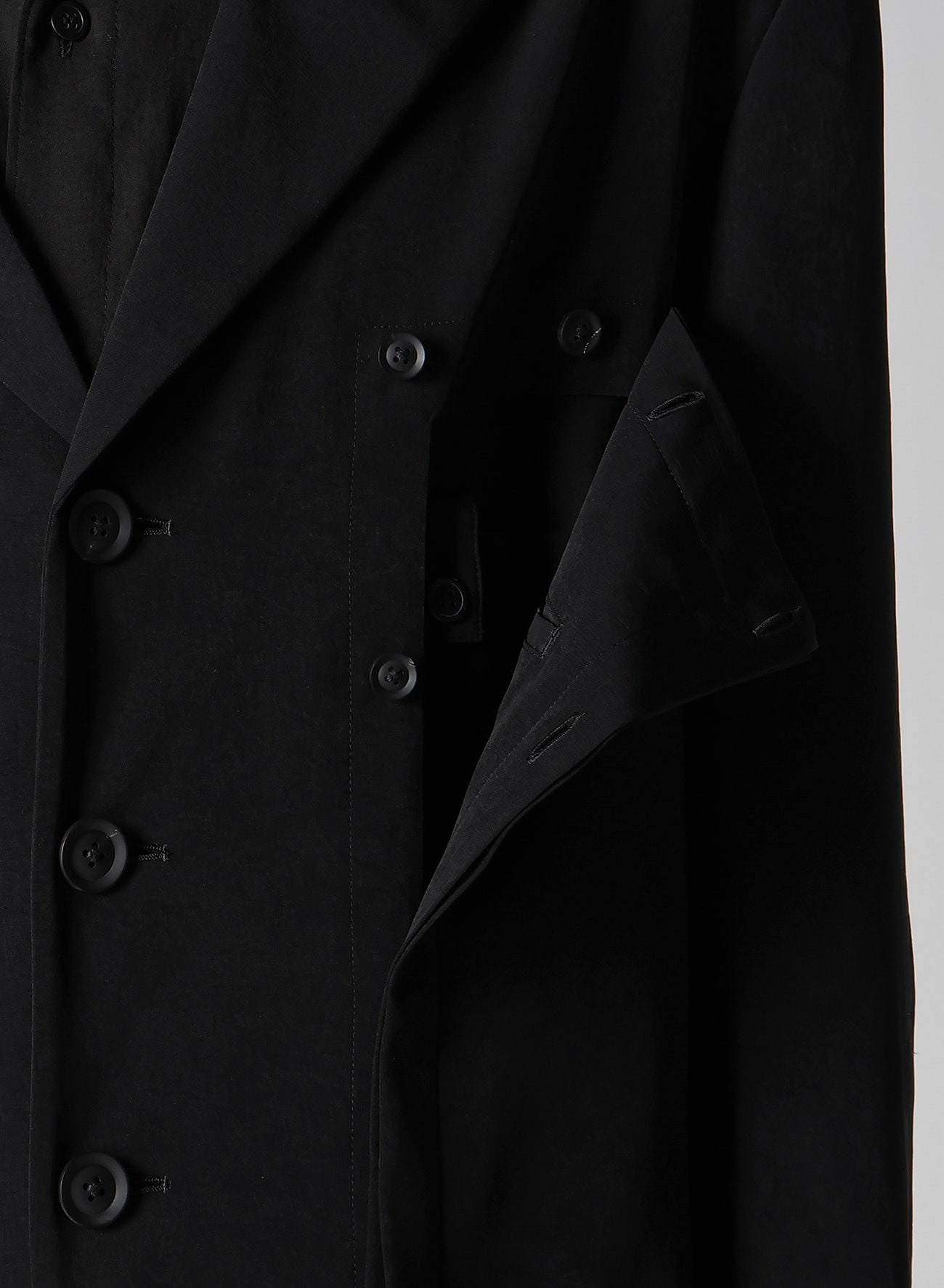 TA TUXEDO BUTTON DETAIL JACKET