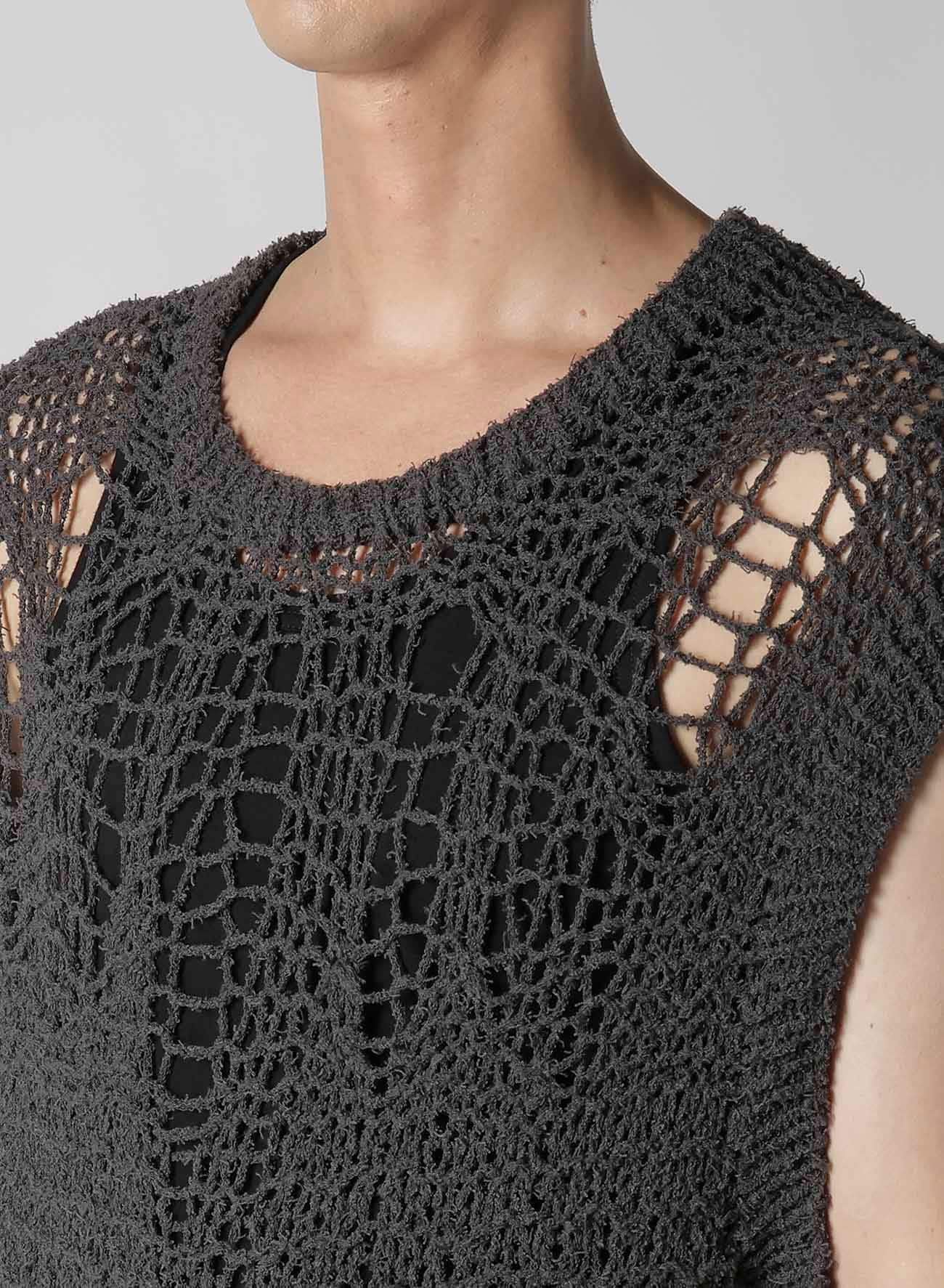 【1/11 10:00 Release】HAND KNITTED DAMAGE PROCESSED GARTER ROUND NECK VEST