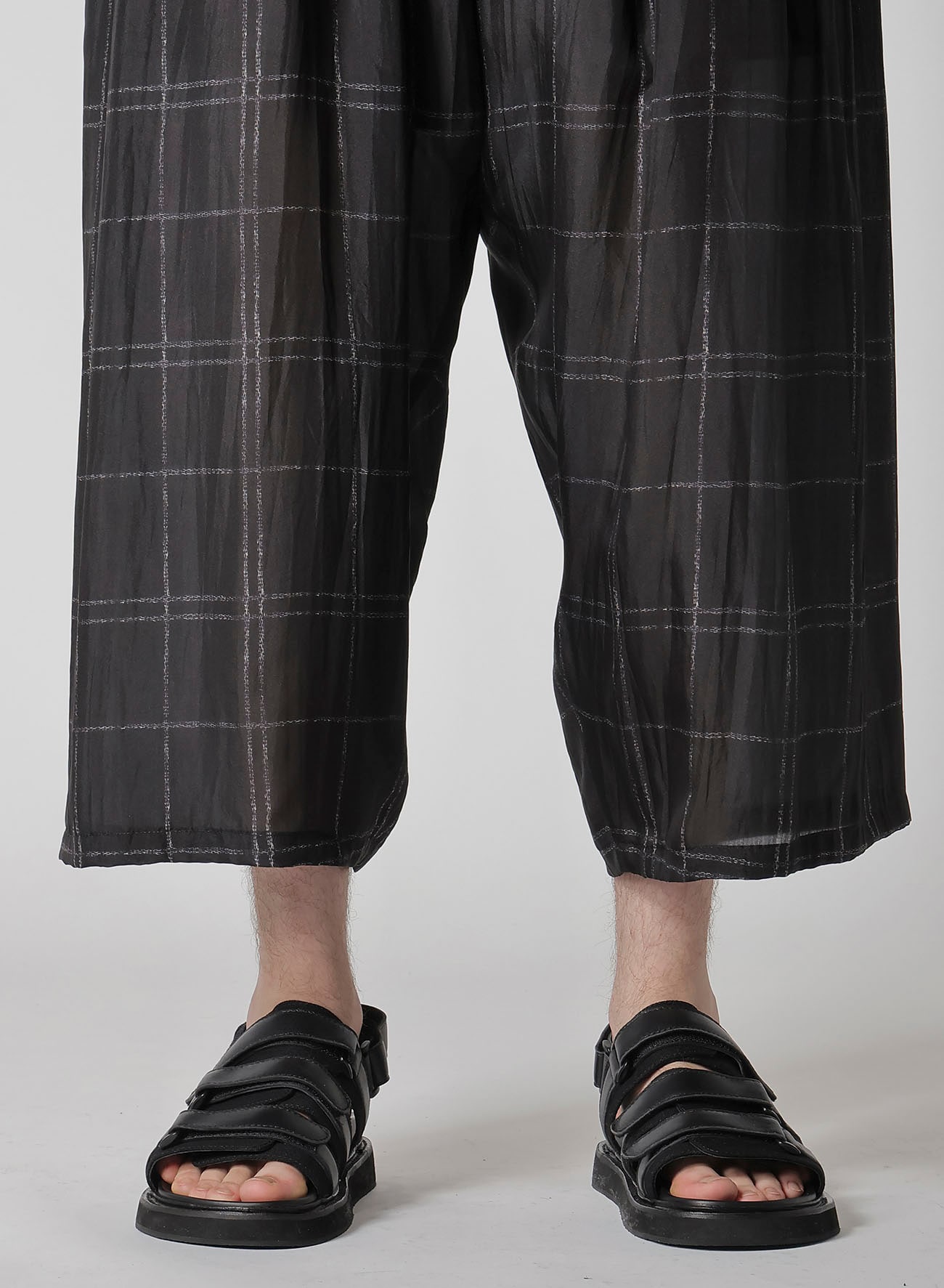 6TUCKS PLAID PANTS