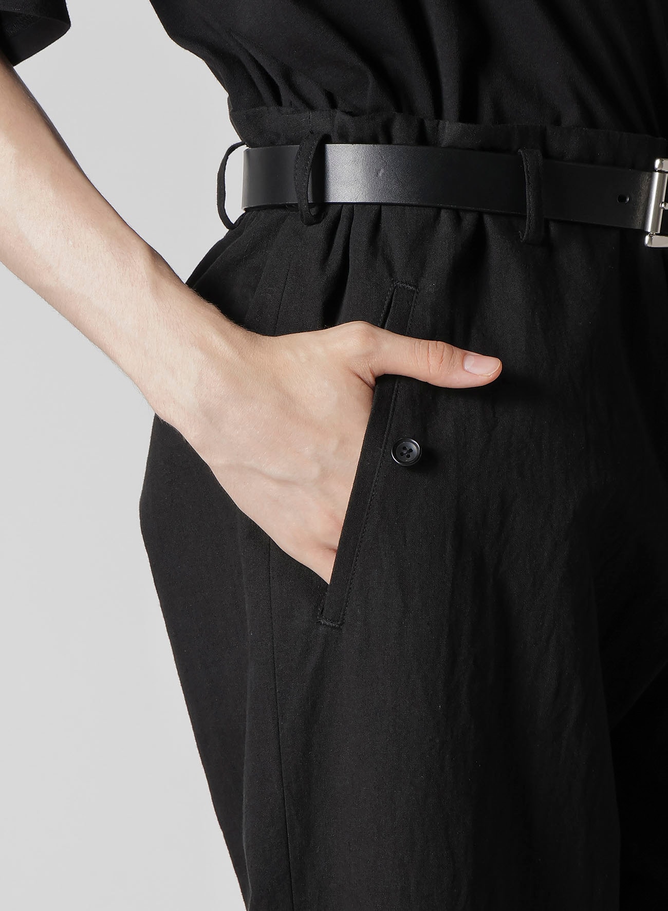 C/L UNEVEN  THREAD CANVAS  TAB DETAIL SLIM PANTS