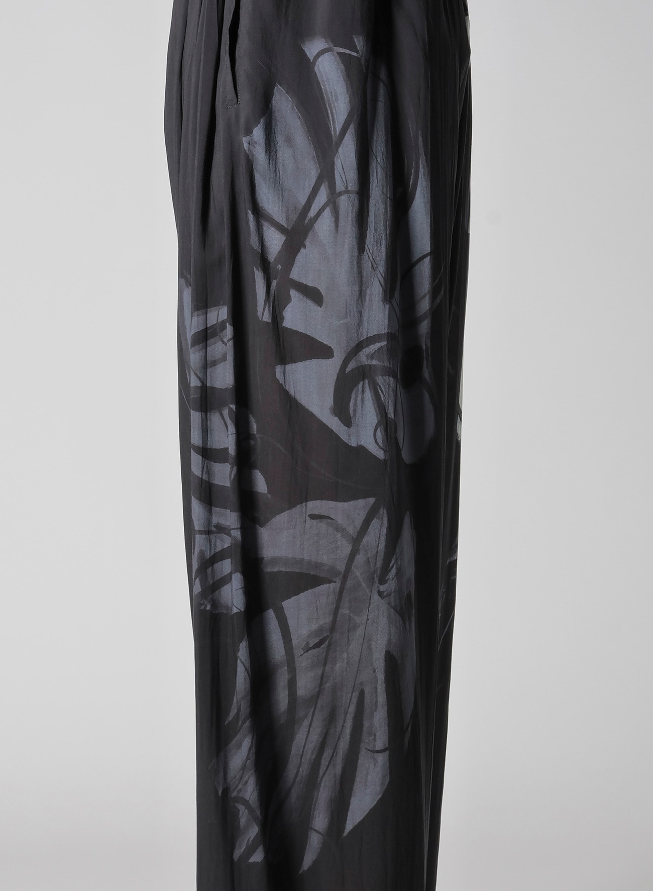 【1/11 10:00 Release】WHEEL PRINT PANTS