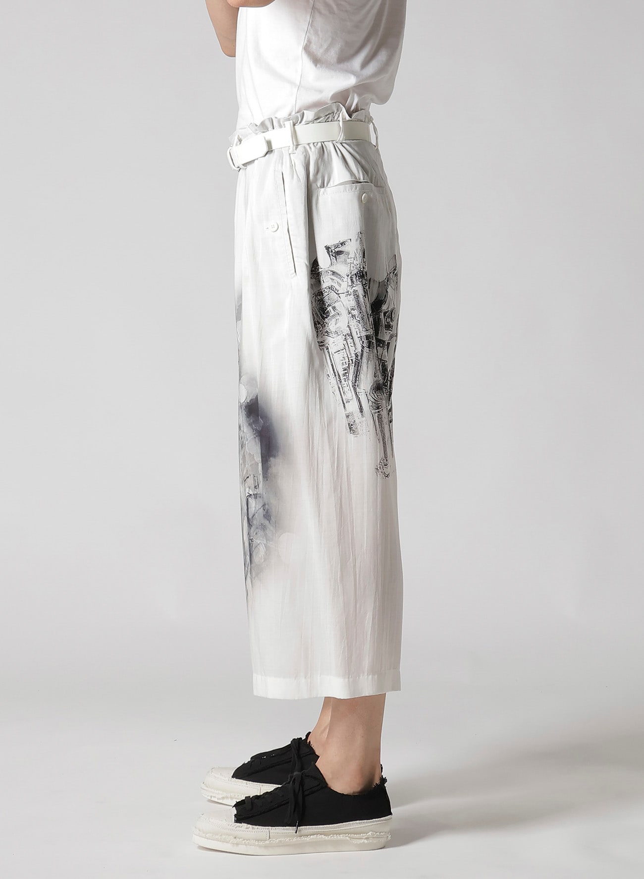 GATHER DETAIL PRINT PANTS