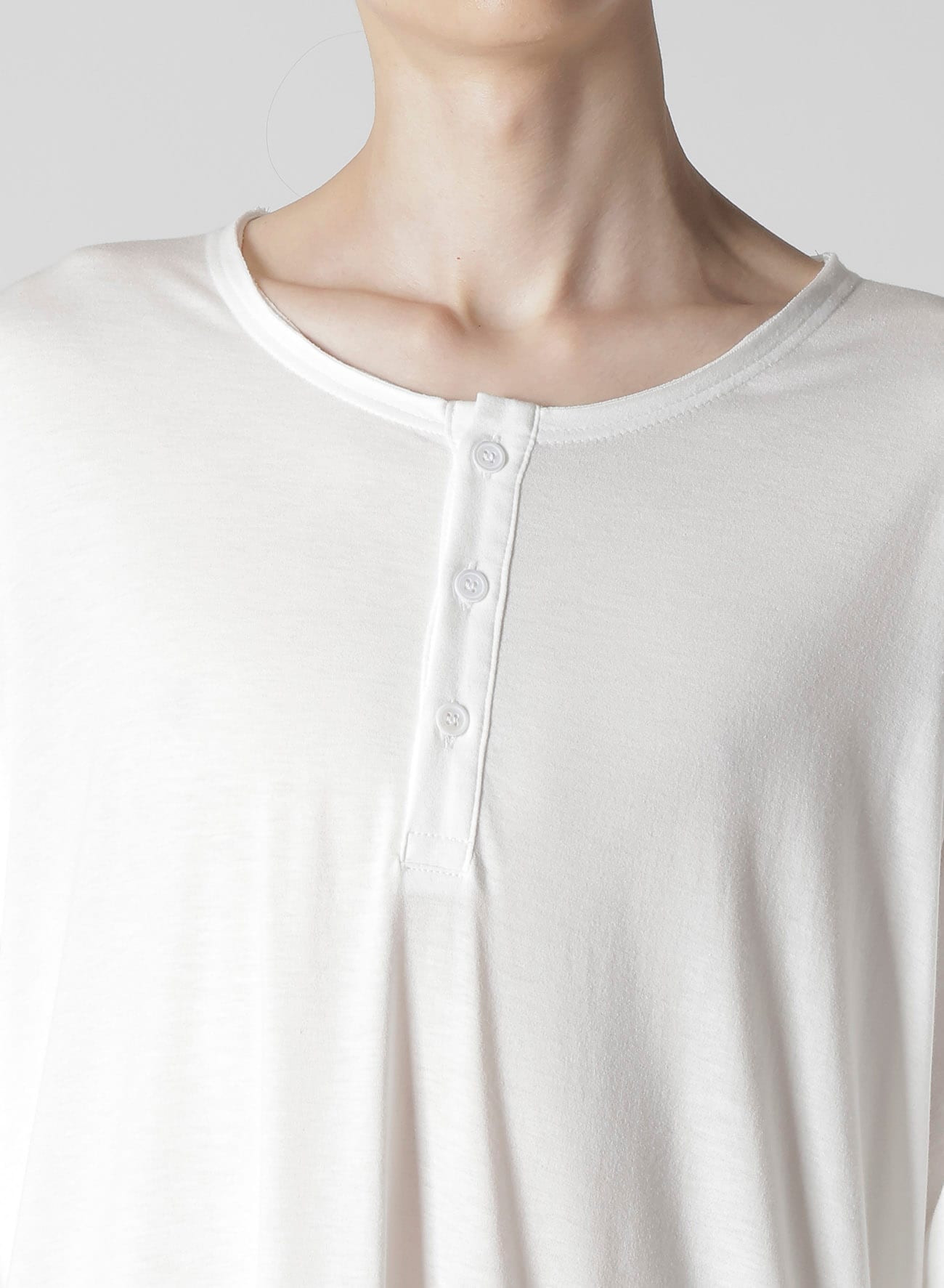 COTTON MODAL JERSEY HENRY NECK LS T