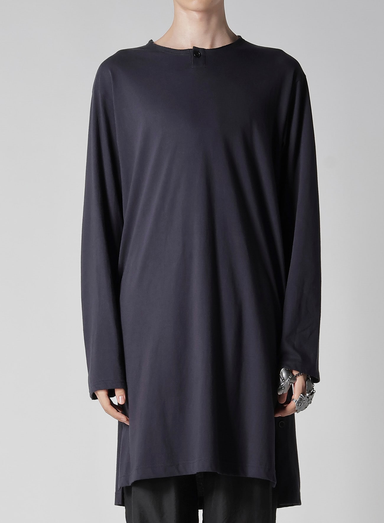 COMBED SINGLE JERSEY SINGLE BUTTON HENRY NECK LS T