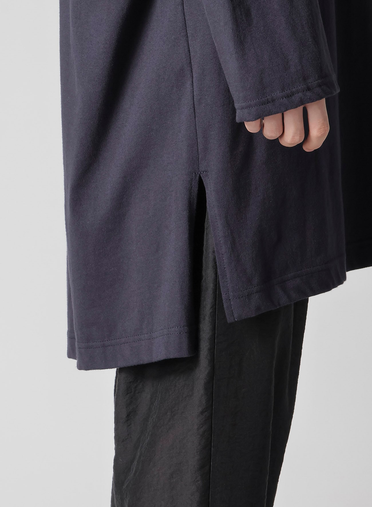 COMBED SINGLE JERSEY SINGLE BUTTON HENRY NECK LS T