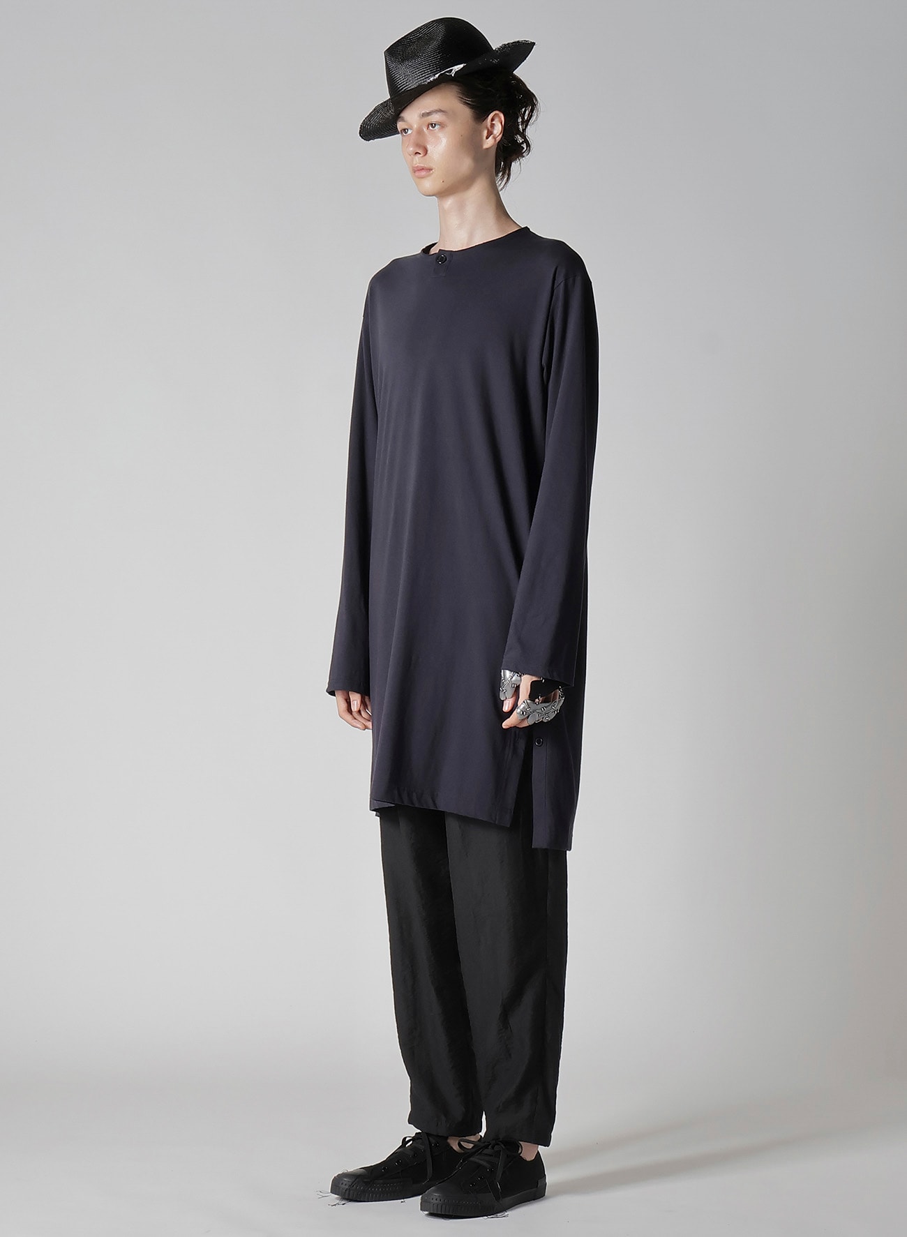 COMBED SINGLE JERSEY SINGLE BUTTON HENRY NECK LS T