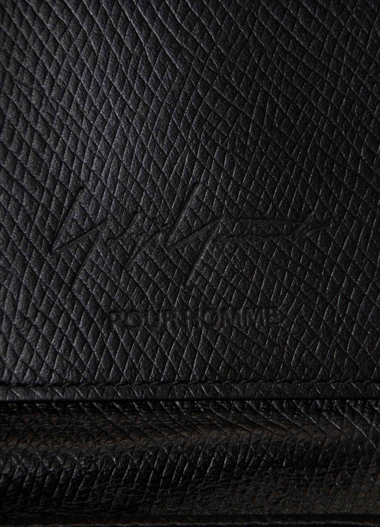 UNFINISHED LEATHER COMPACT ZIP WALLET