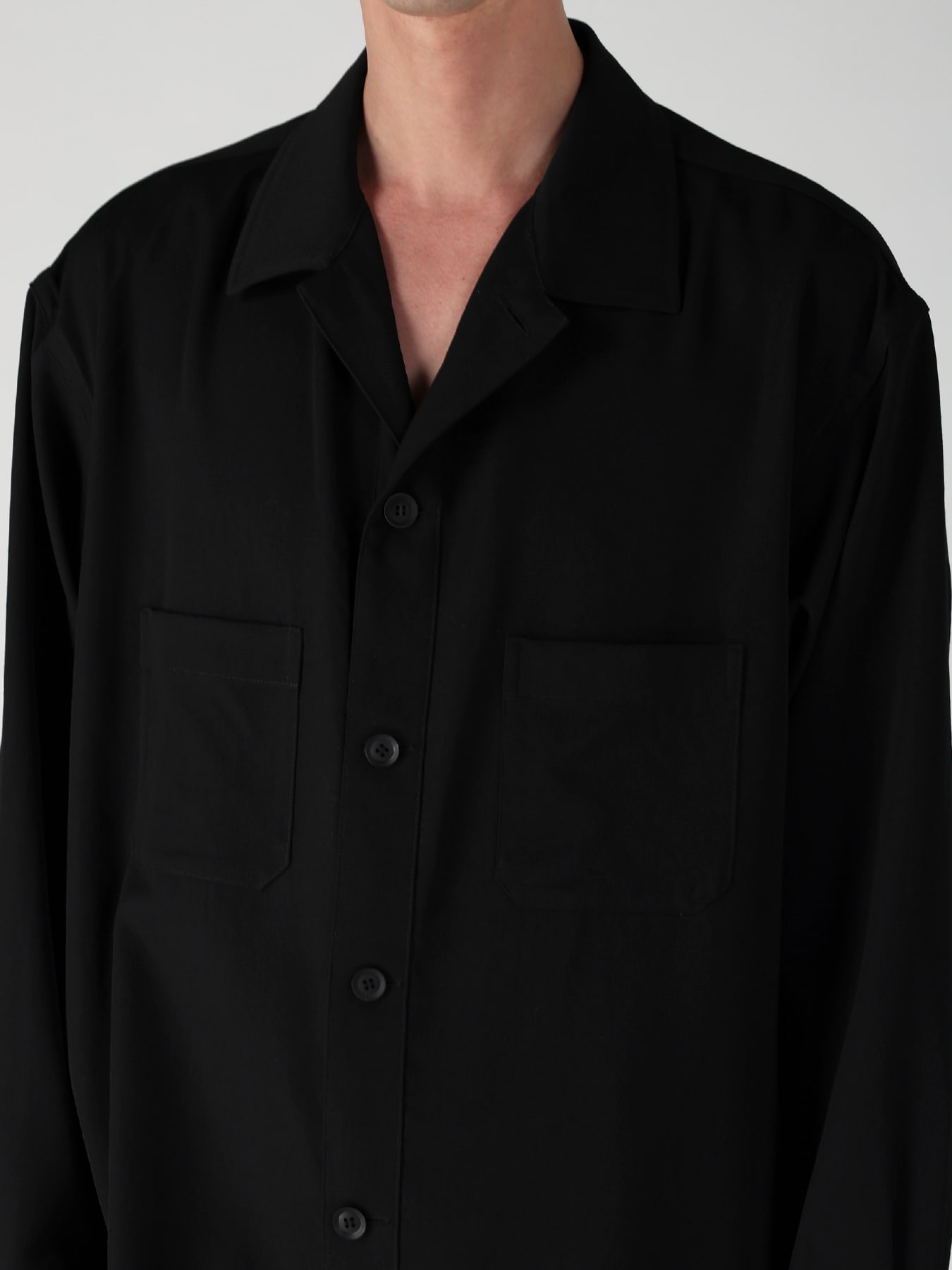 WOOL GABARDINE OPEN COLLAR FRONT SHOULDER BLOUSE