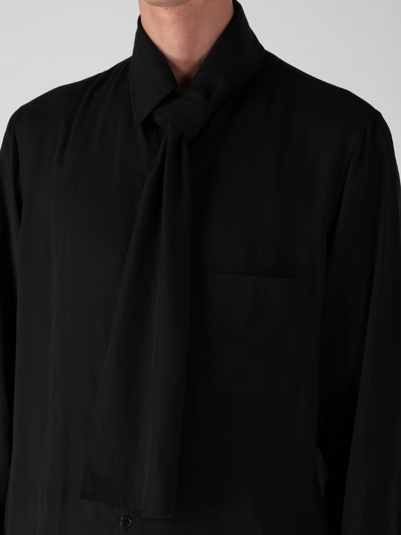 CELLULOSE LAWN SCARF COLLAR BLOUS