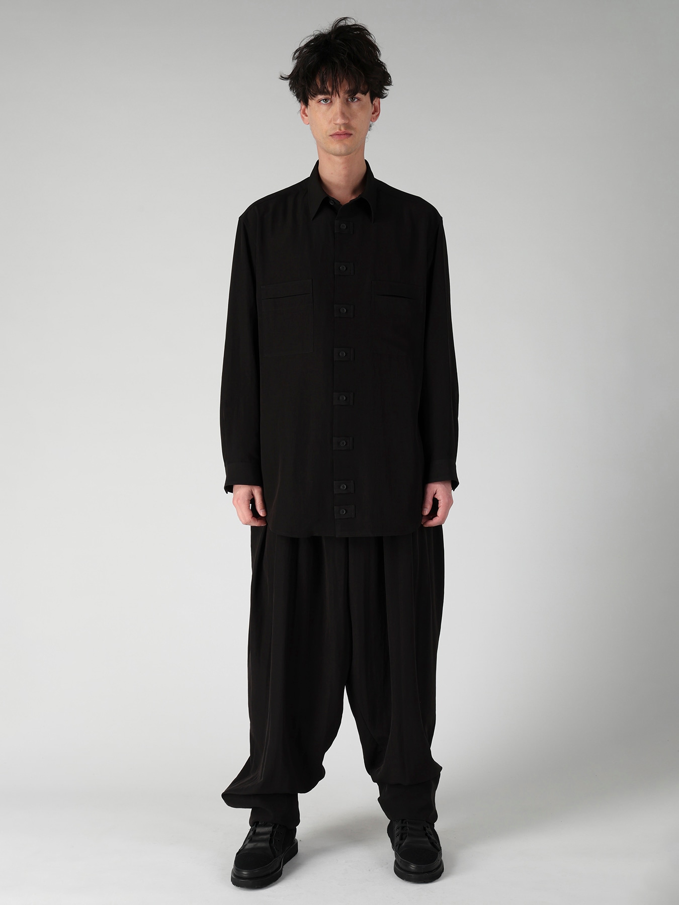TA SLUB DE CHINE FRONT TAB SHIRT