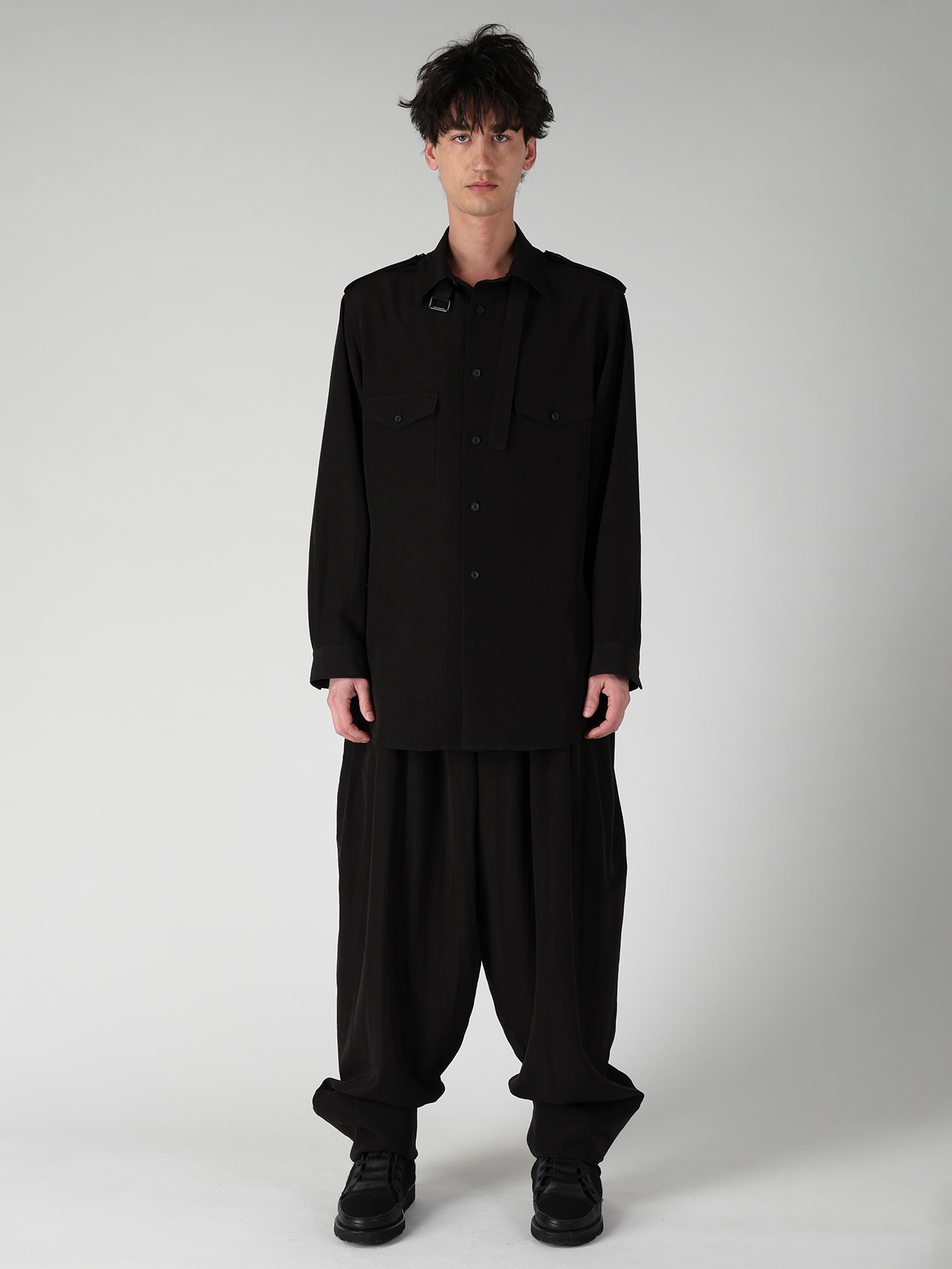 TA SLUB DE CHINE COLLAR TAB BLOUSE