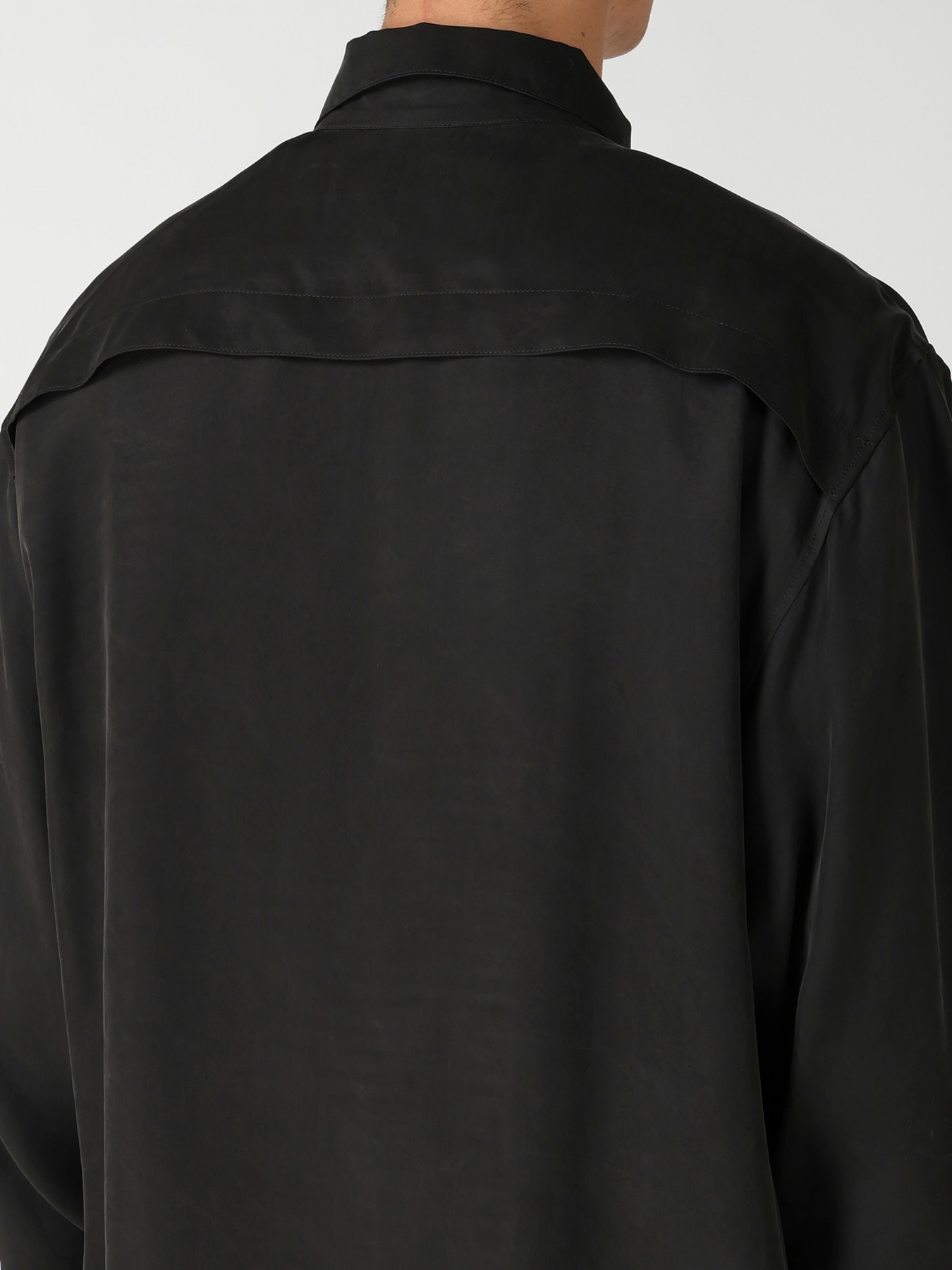 PIGMENT DYE TWILL CHEST DETAIL BLOUSE