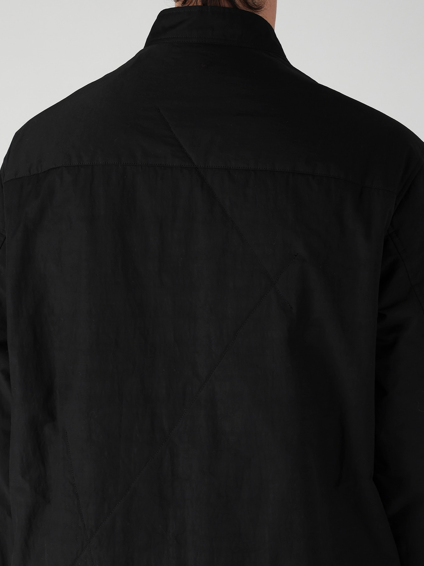 NY SPUN GABARDINE BLACK PADDED ZIP DOT BUTTON BLOUSE
