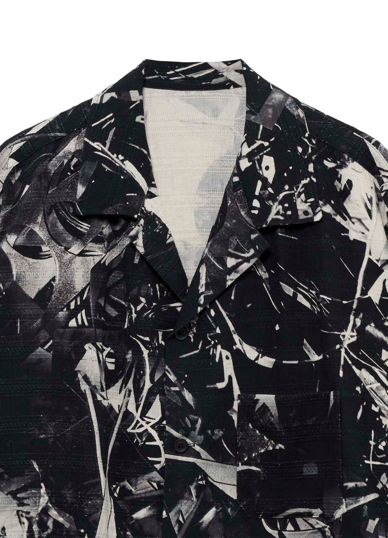 MONOCHROME SCRAP PATTERN PRINTED OPEN COLLAR BLOUSE